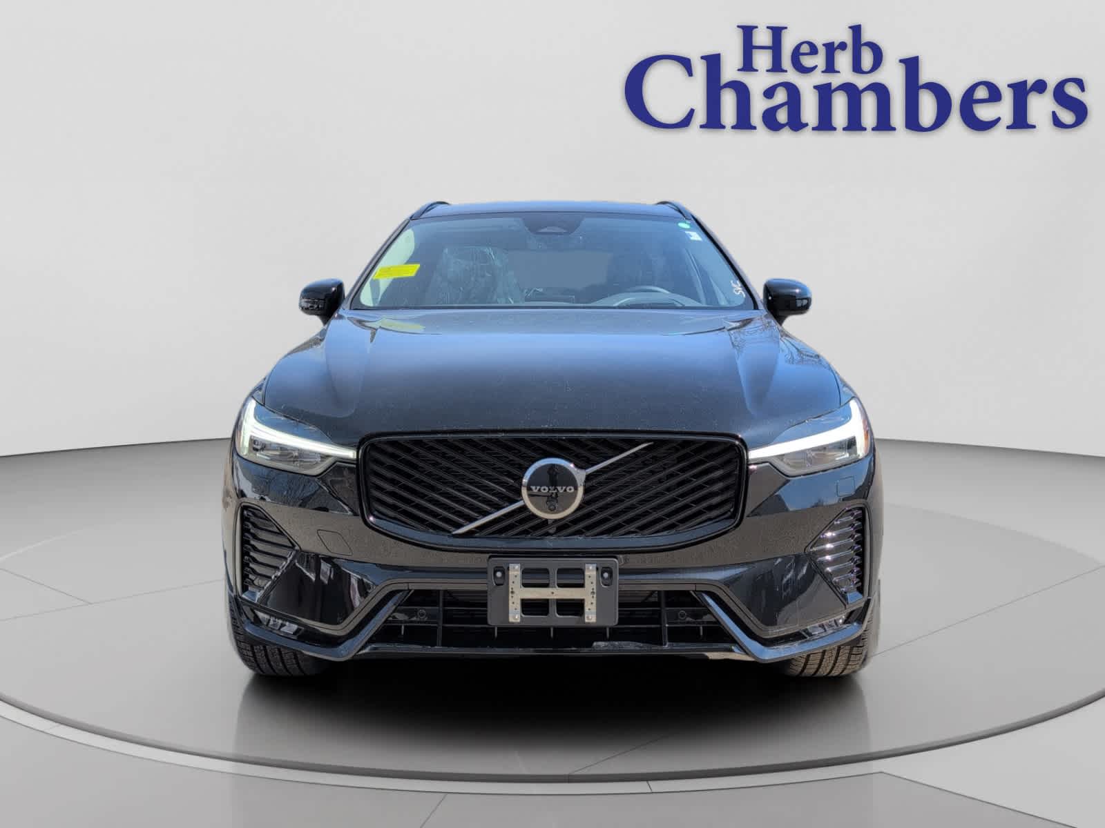 new 2026 Volvo XC60 car, priced at $63,935