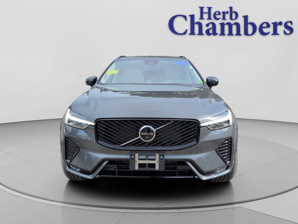 New 2026 Volvo XC60 B5 Ultra SUV