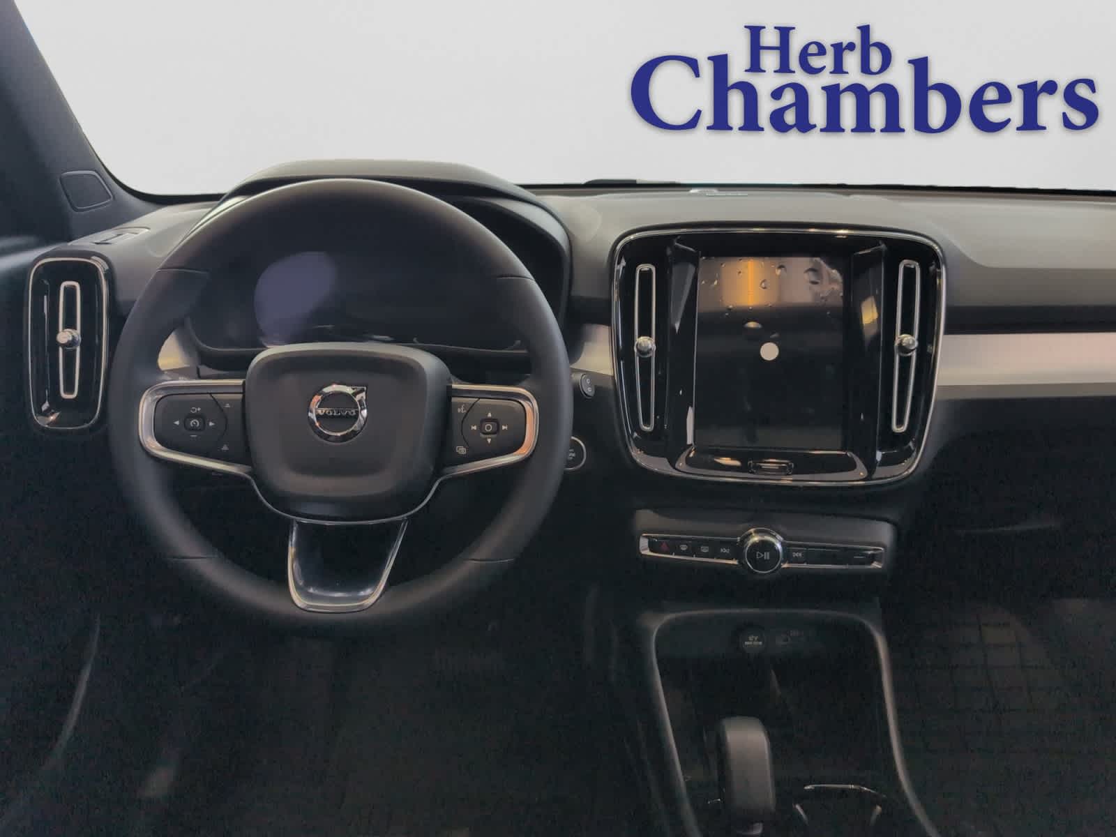 new 2026 Volvo XC40 car, priced at $54,960