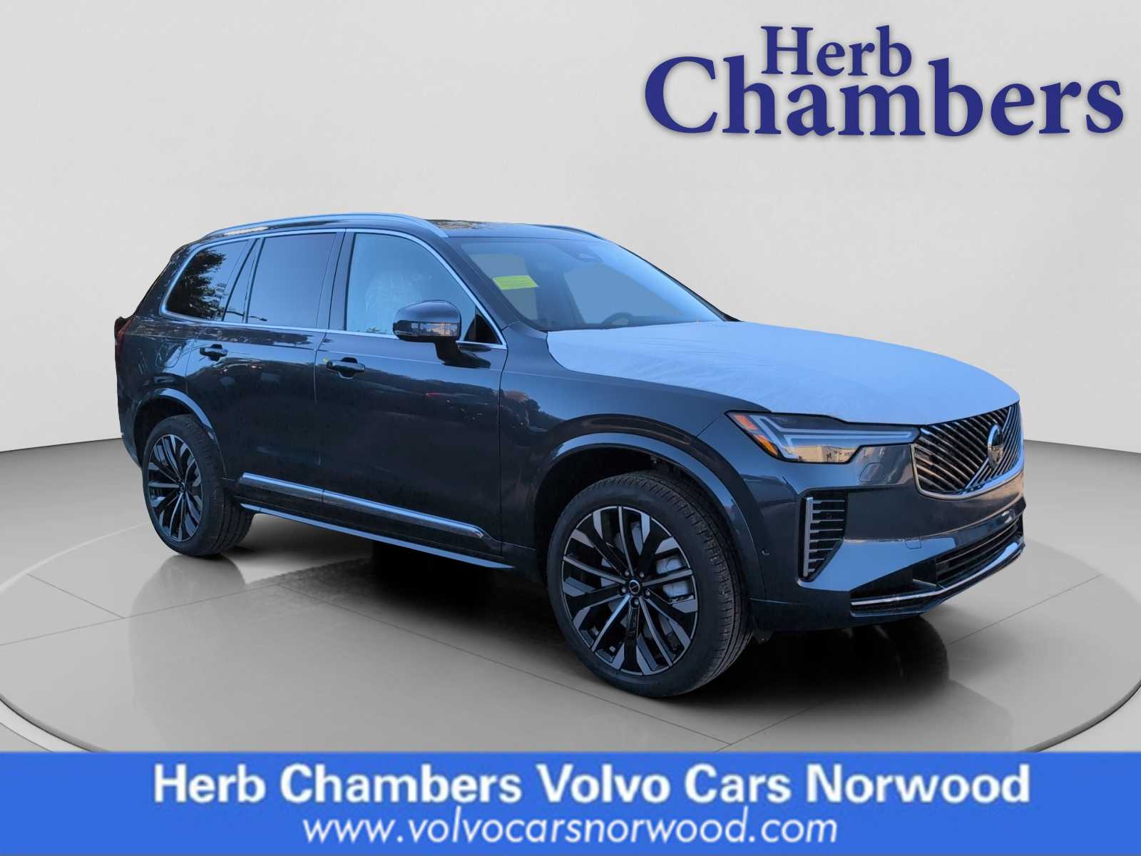 2026 Volvo XC90 Plus's photo