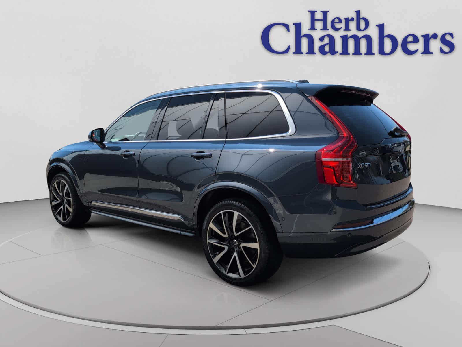 used 2023 Volvo XC90 car, priced at $43,998