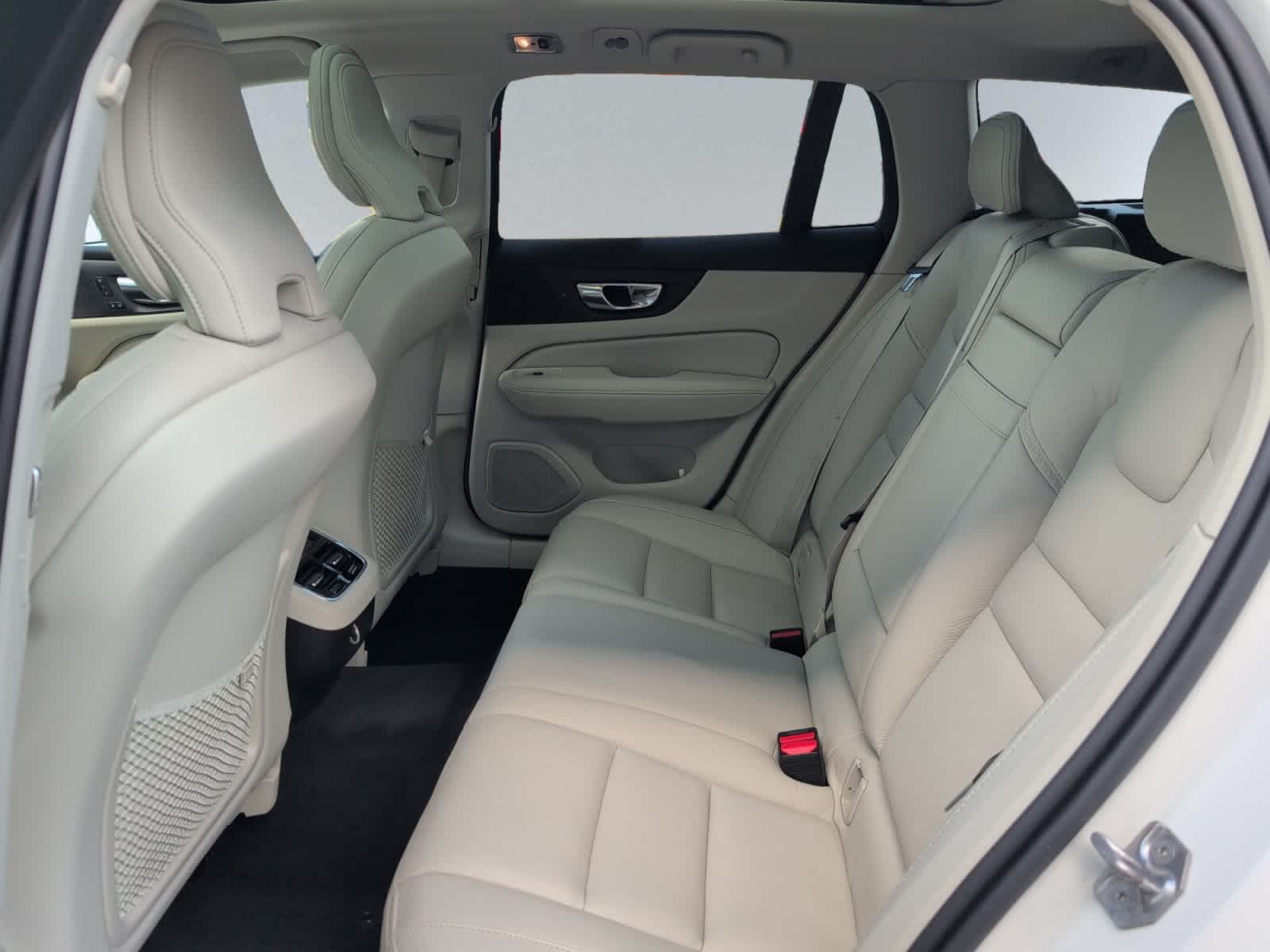 used 2020 Volvo V60 Cross Country car, priced at $24,998