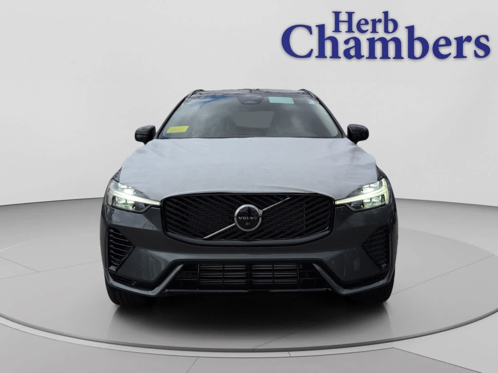 new 2026 Volvo XC60 plug-in hybrid car, priced at $70,620