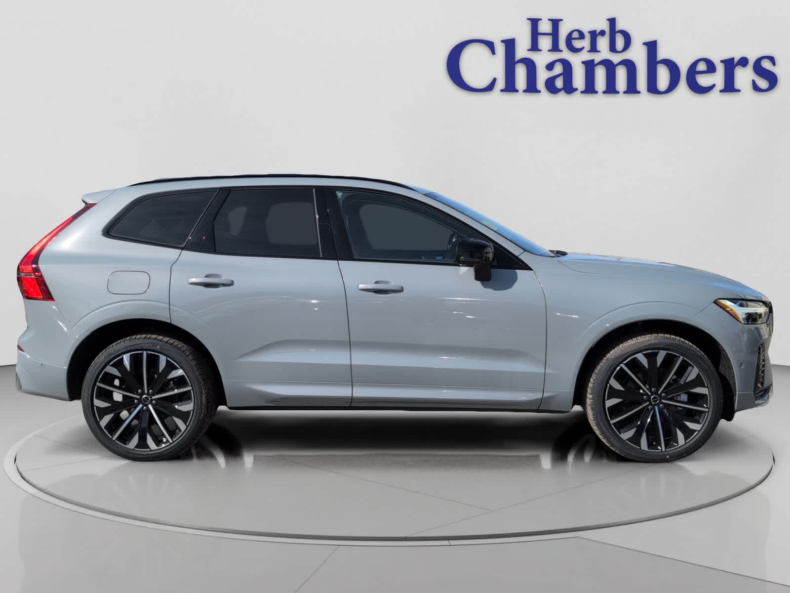 new 2026 Volvo XC60 car, priced at $64,470