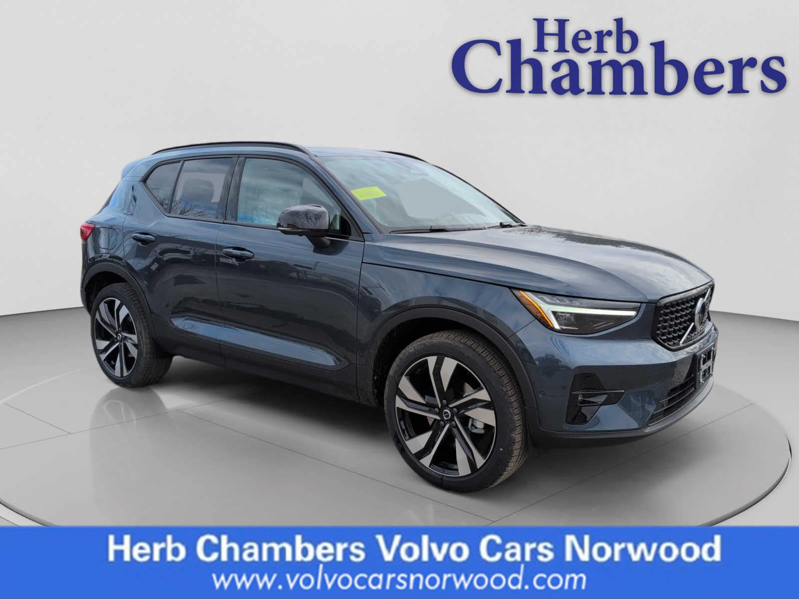 2026 Volvo XC40 Ultra's photo