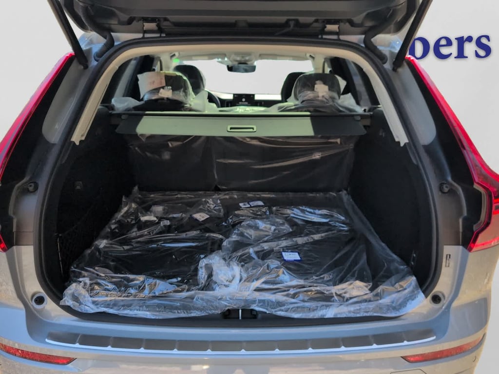 New 2026 Volvo XC60 B5 Ultra SUV
