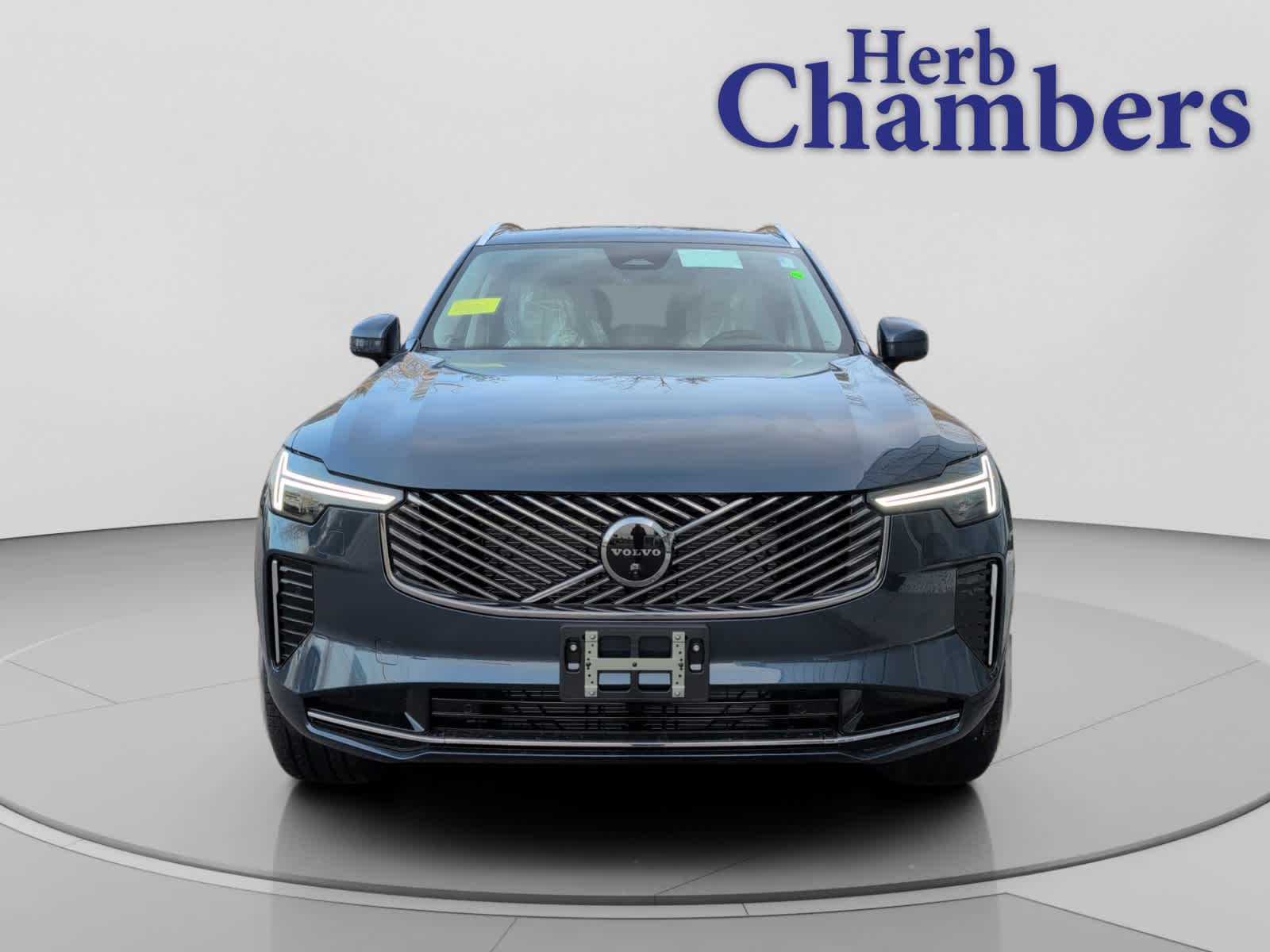 new 2026 Volvo XC90 car, priced at $75,270