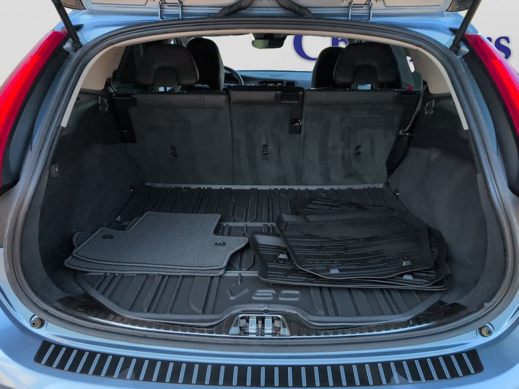 Used 2018 Volvo V60 Cross Country T5 AWD Platinum Wagon