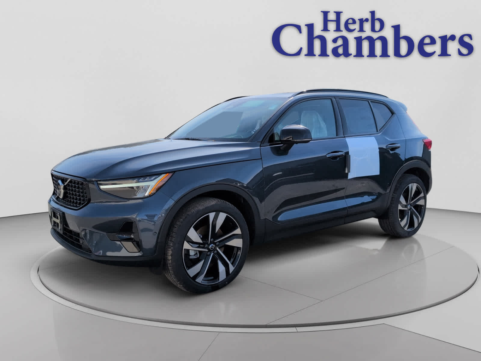 new 2026 Volvo XC40 car, priced at $51,960