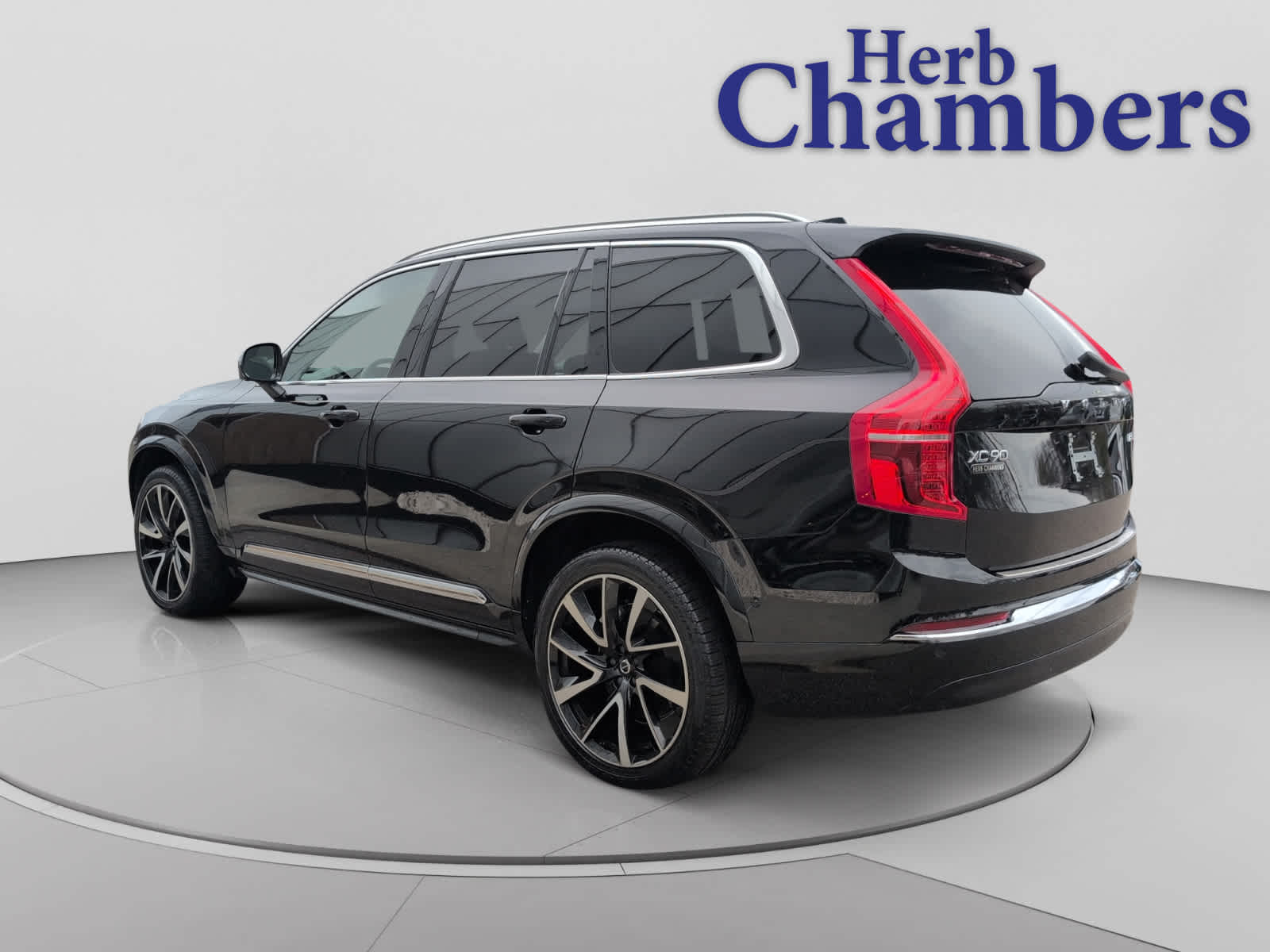used 2023 Volvo XC90 car, priced at $40,998