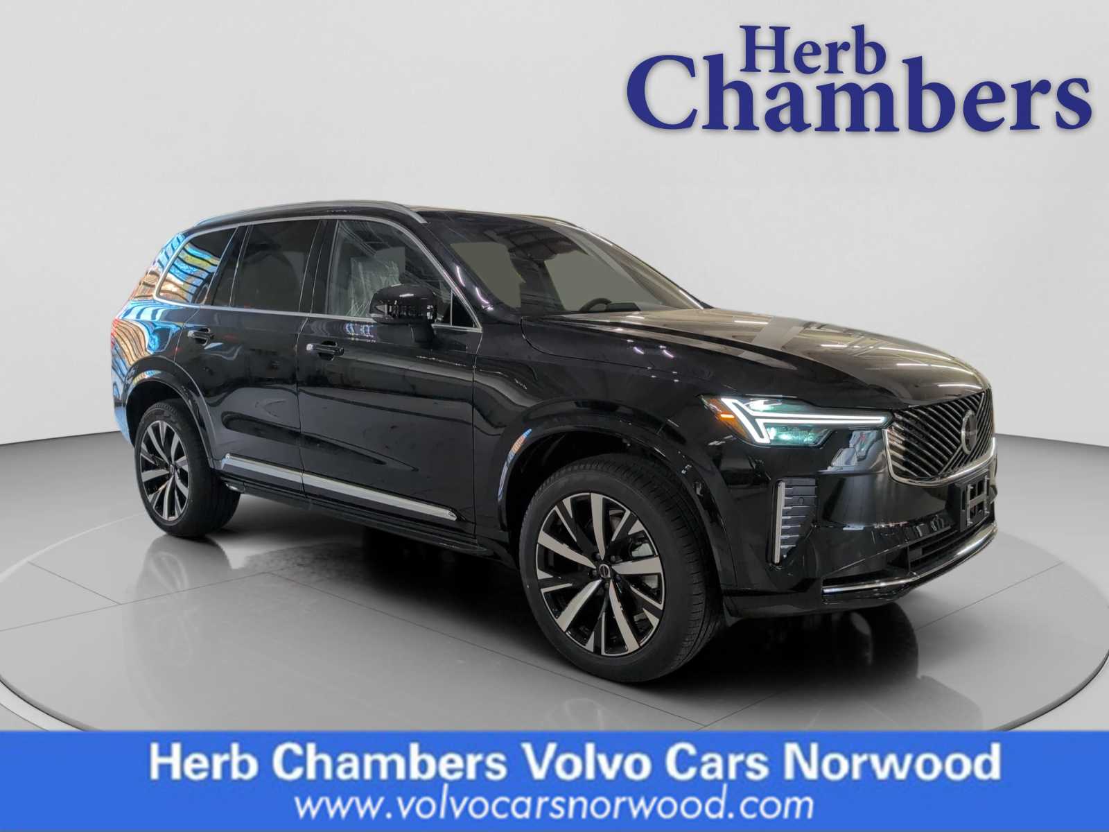 2026 Volvo XC90 Core's photo