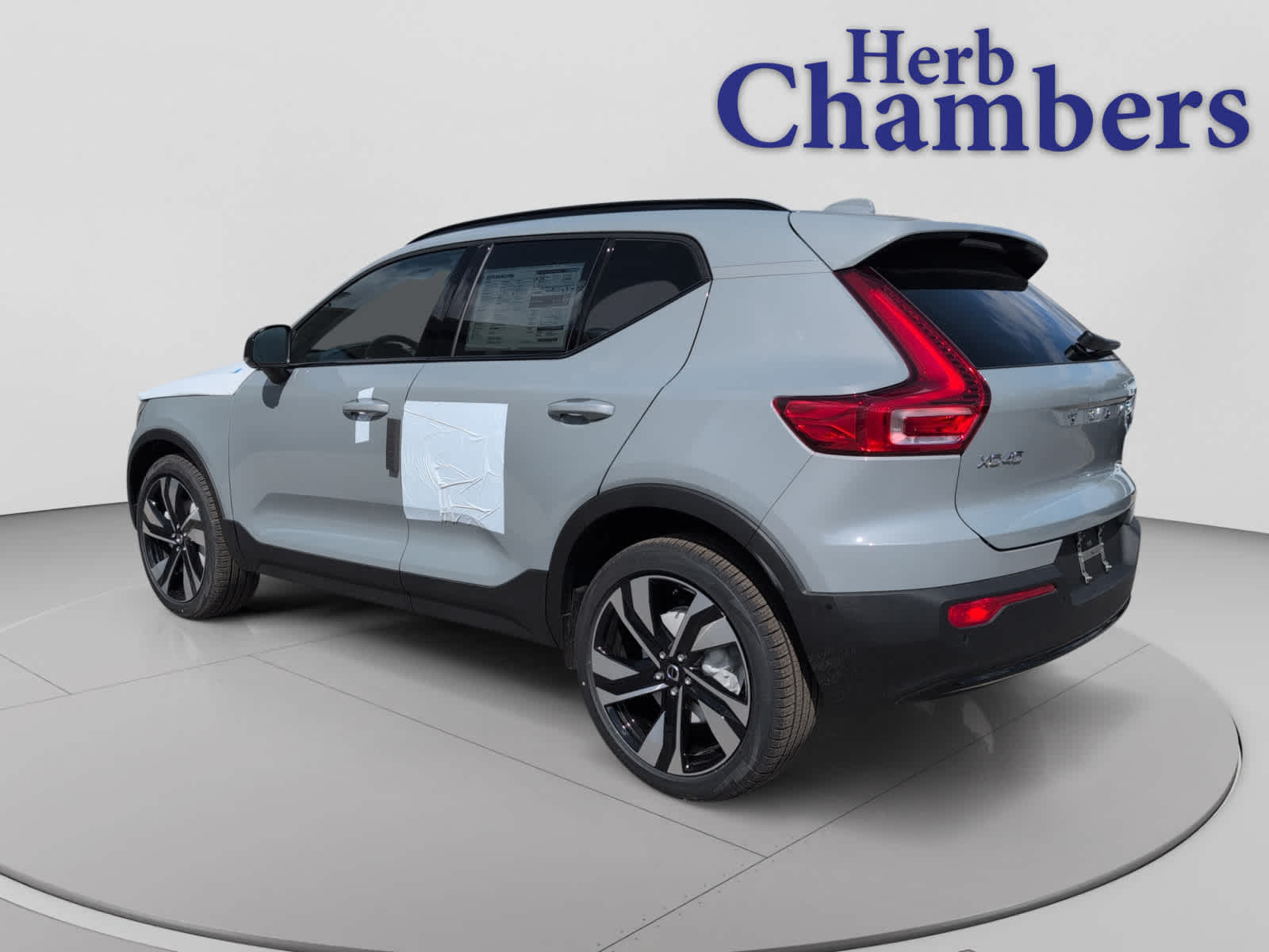 new 2026 Volvo XC40 car, priced at $50,045