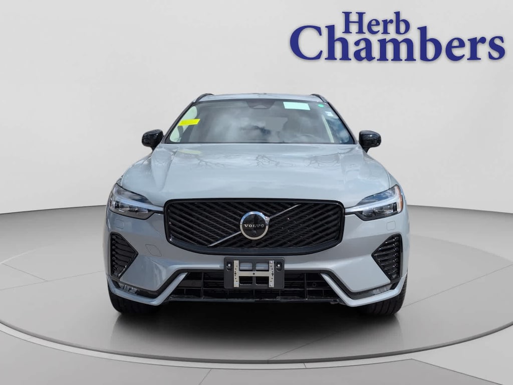 New 2026 Volvo XC60 B5 Ultra SUV