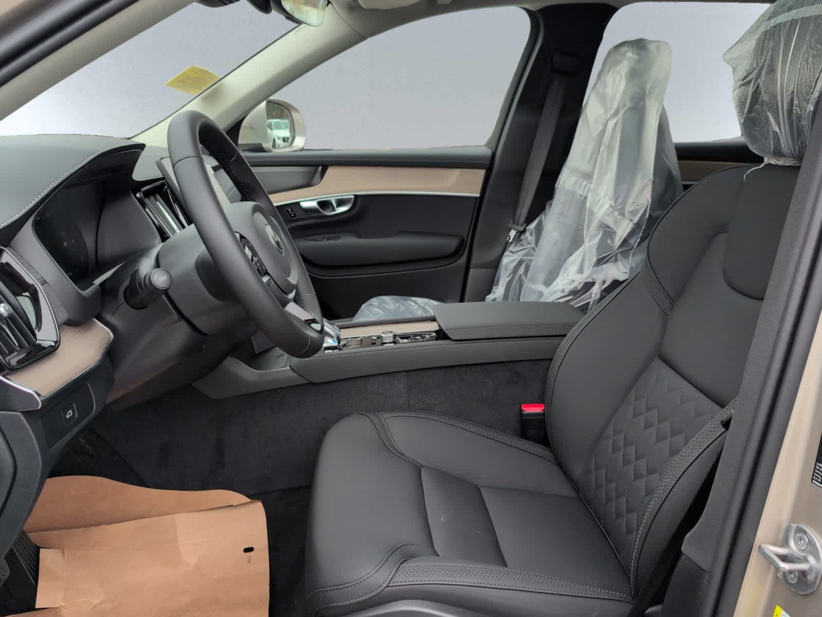 used 2026 Volvo XC90 car, priced at $71,780