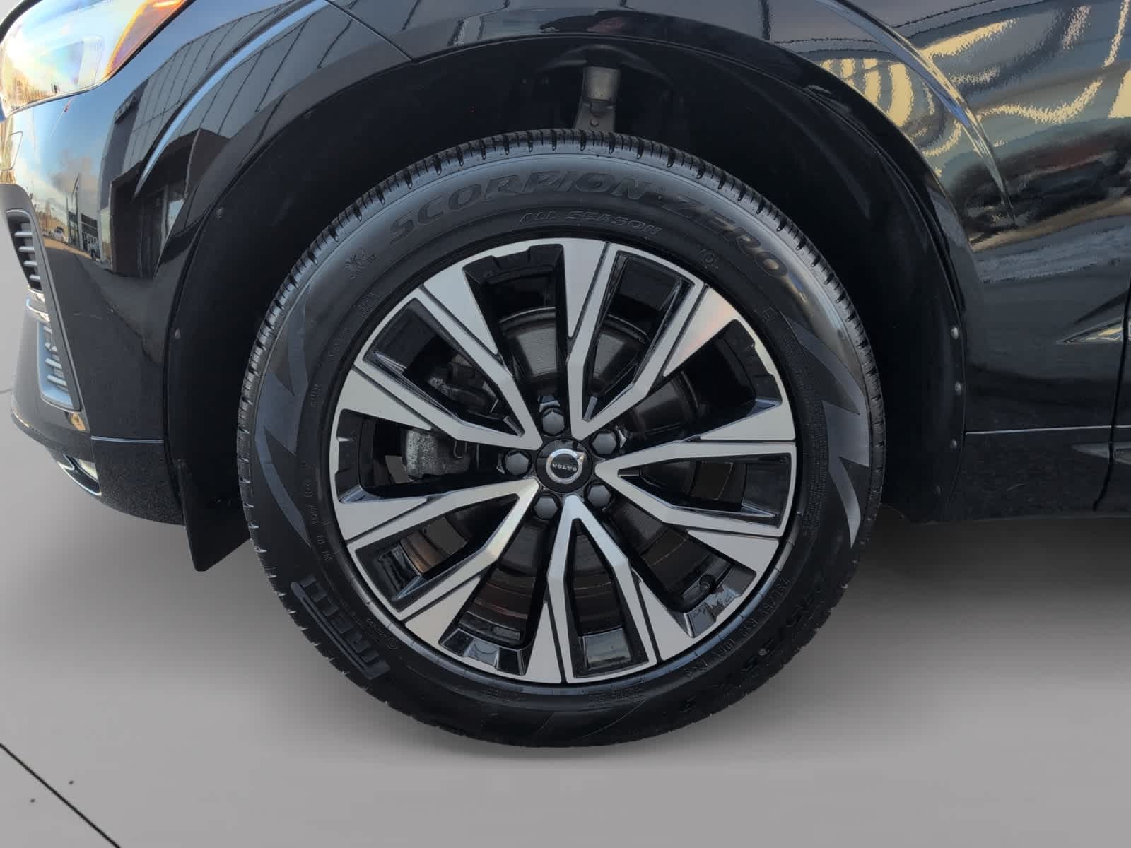used 2023 Volvo XC60 car, priced at $29,998