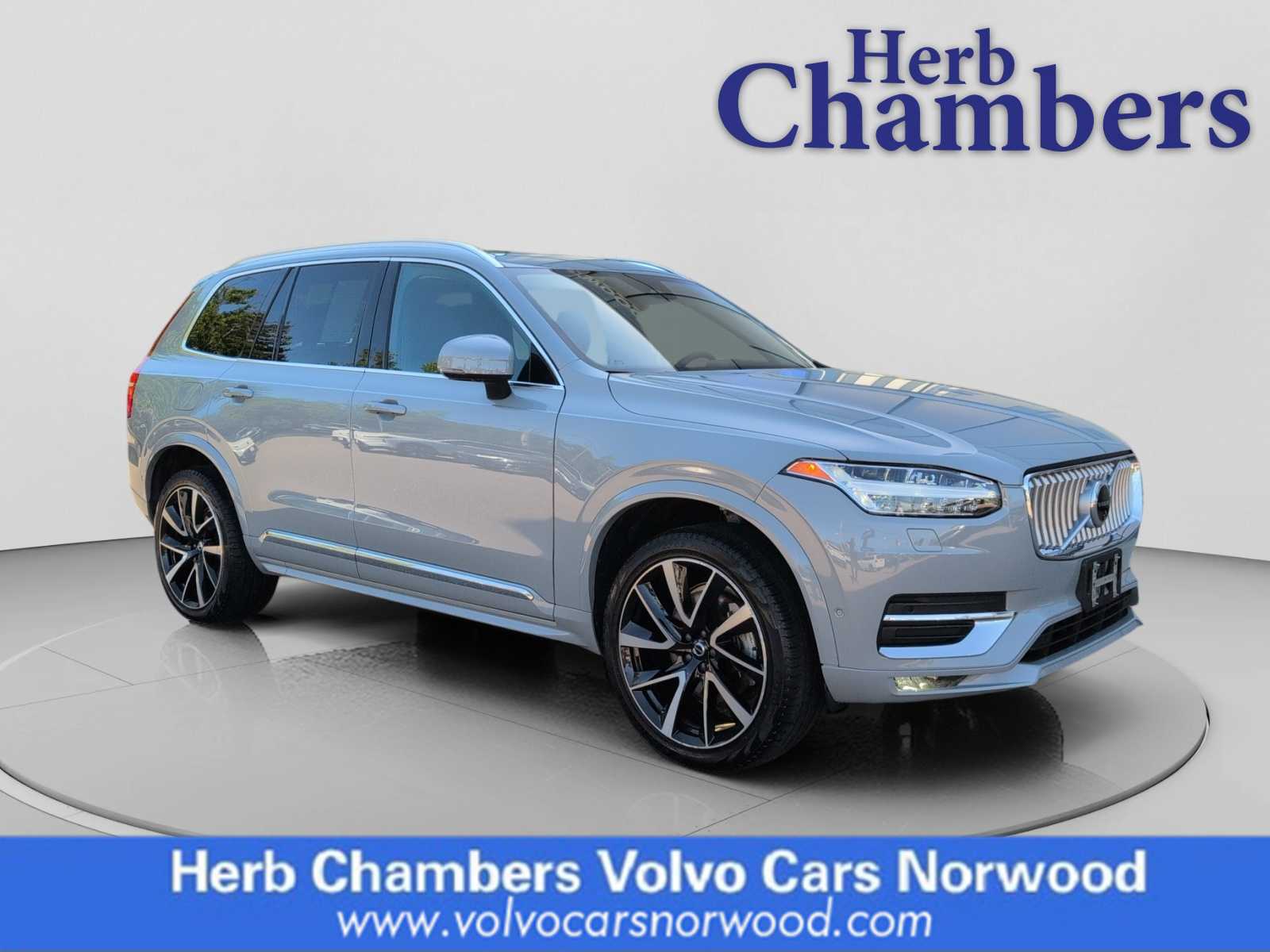 2024 Volvo XC90 B6 Plus 6-Seater Bright theme 4WD's photo
