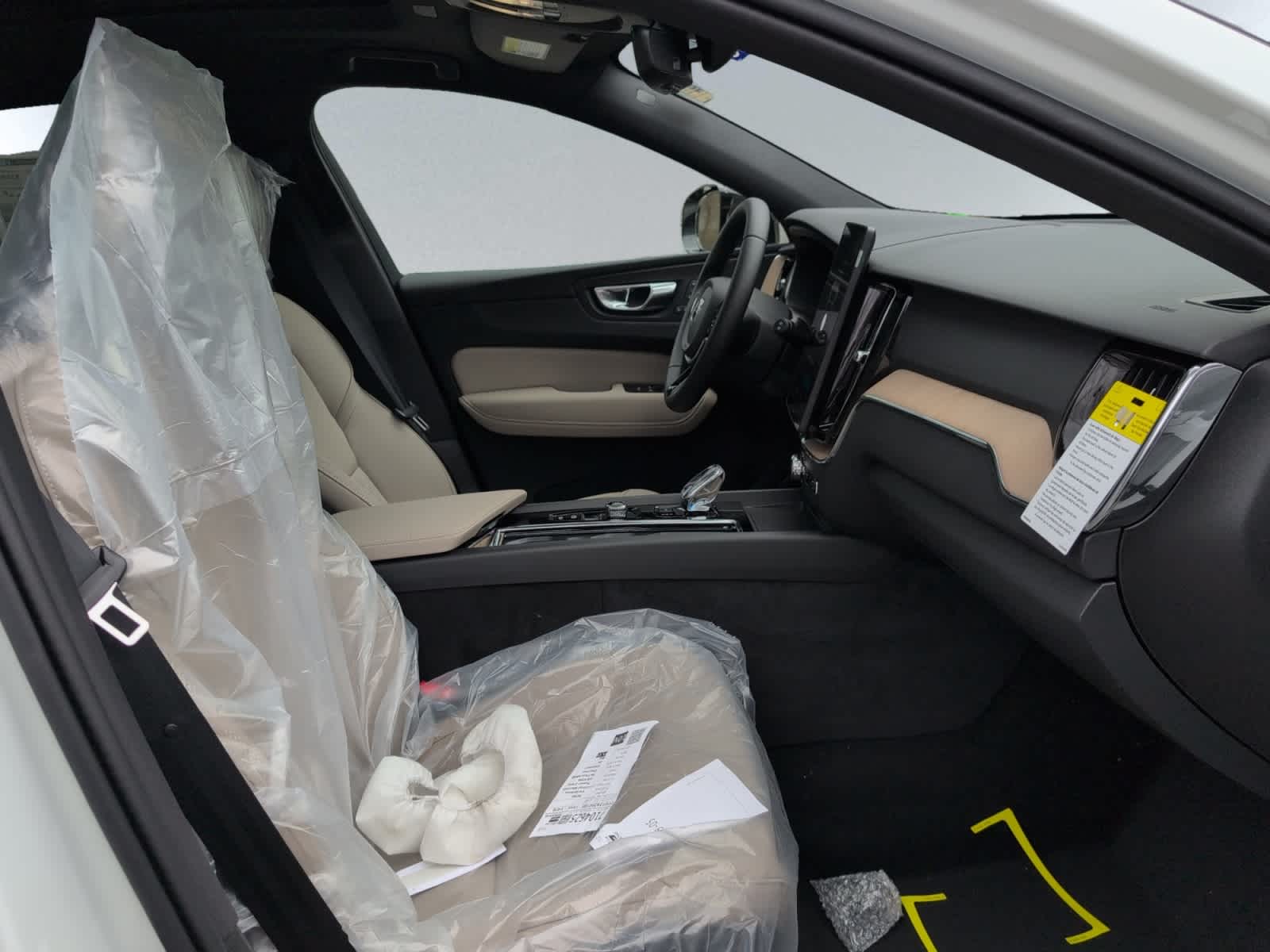 used 2026 Volvo XC60 car, priced at $57,985