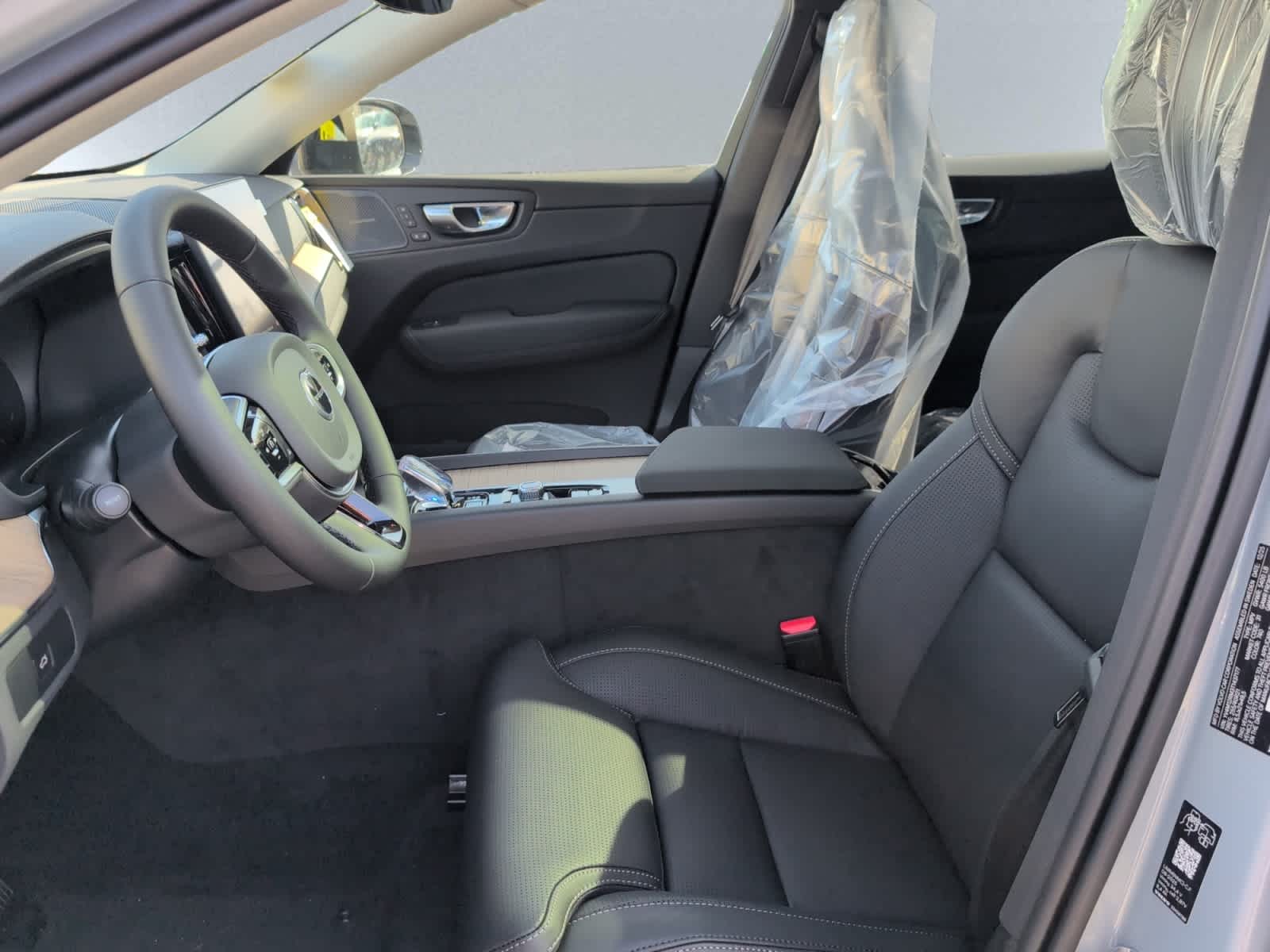 new 2026 Volvo XC60 car, priced at $64,470