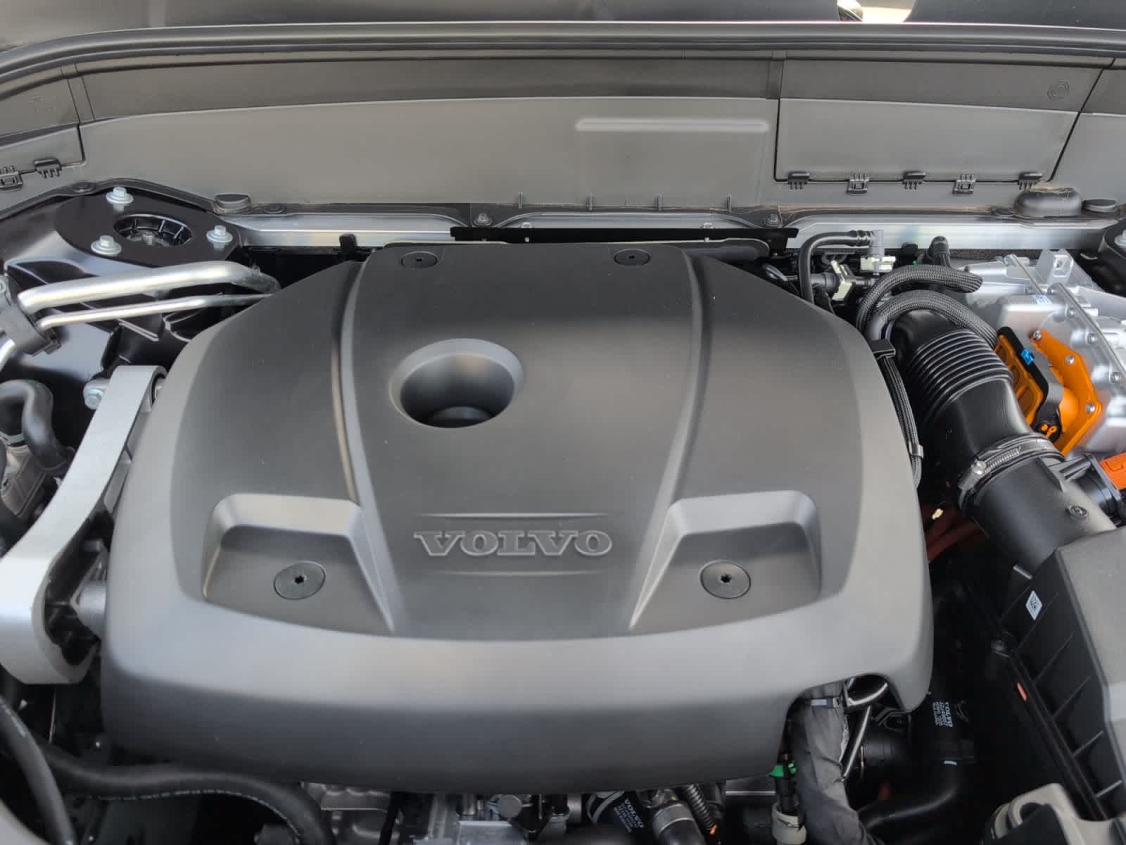 new 2026 Volvo XC90 plug-in hybrid car, priced at $81,570