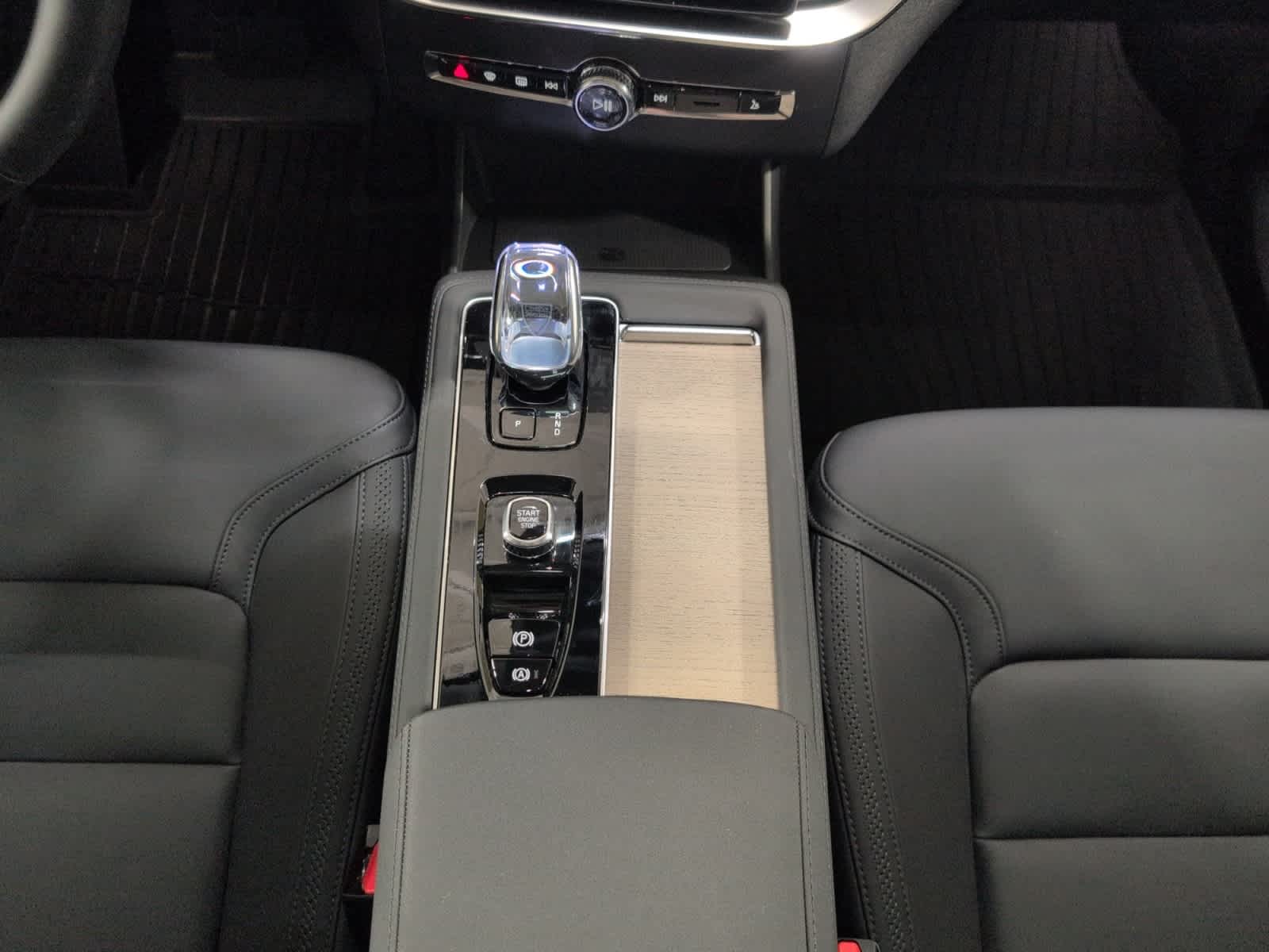 new 2026 Volvo XC90 car, priced at $71,825