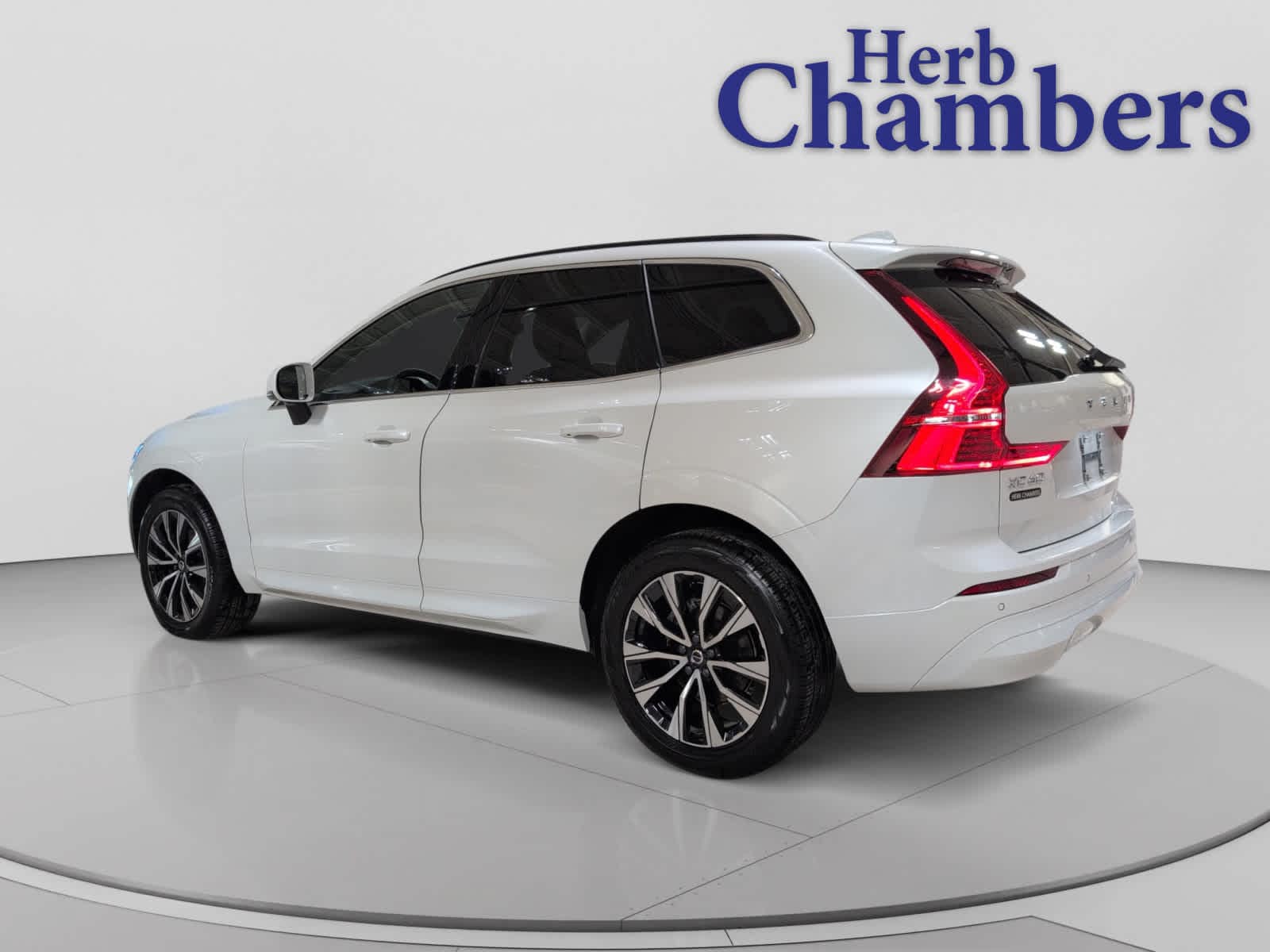 used 2023 Volvo XC60 car, priced at $27,998