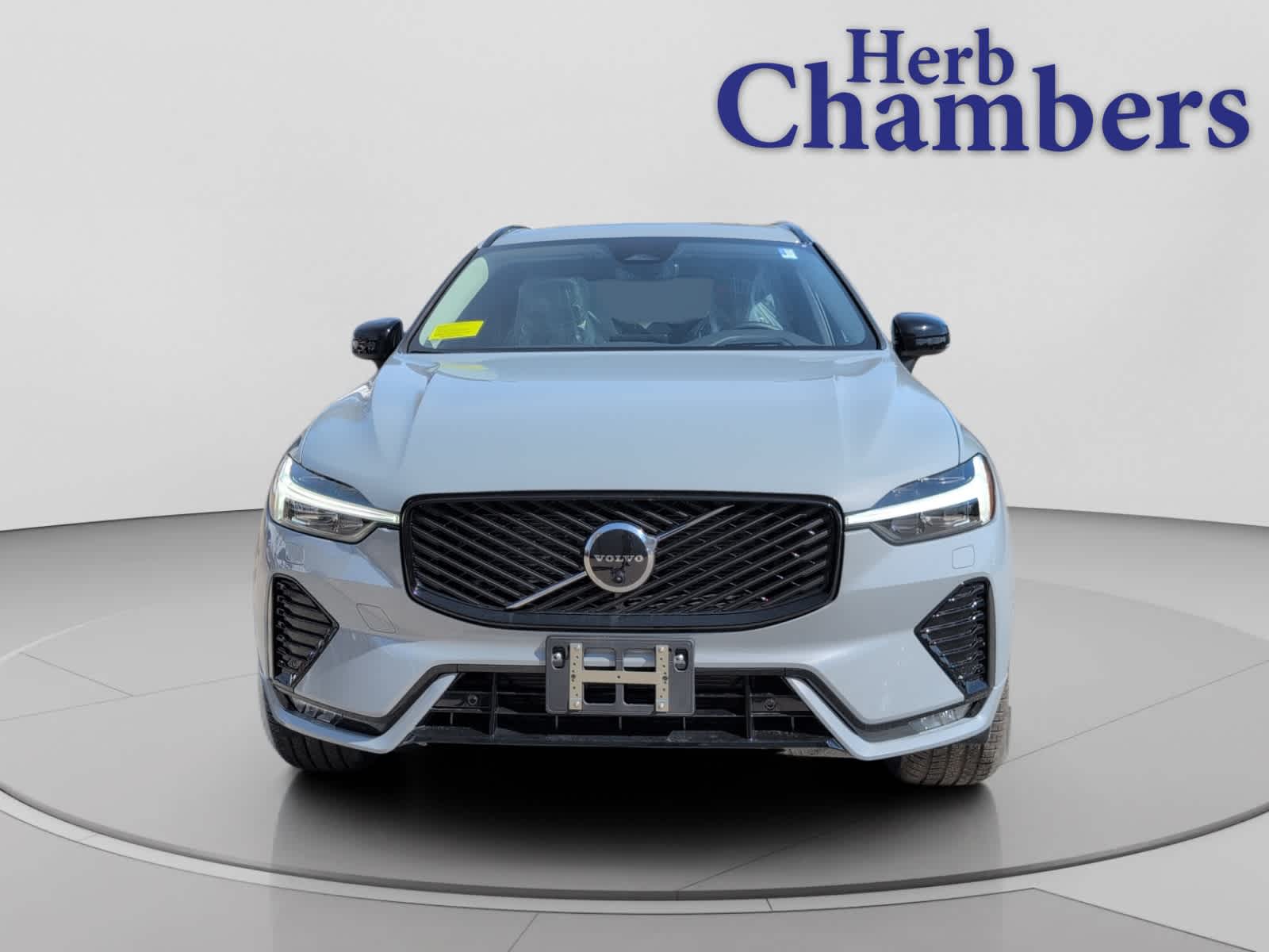 new 2026 Volvo XC60 car, priced at $64,470