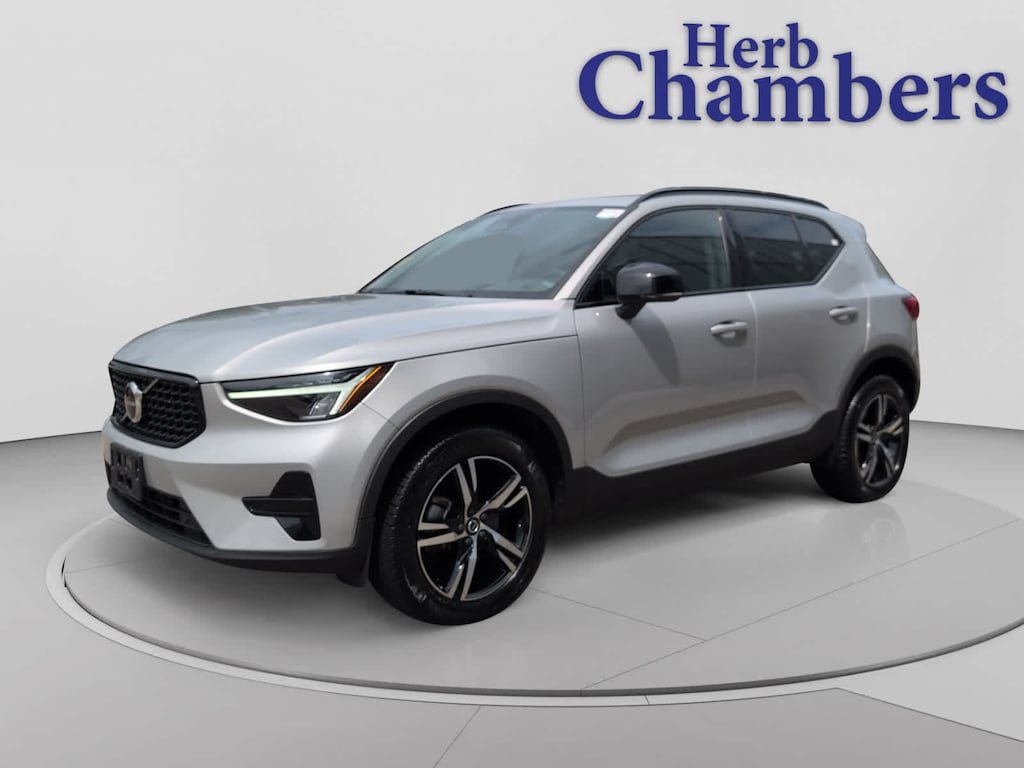 Certified 2024 Volvo XC40 B5 Core Bright SUV