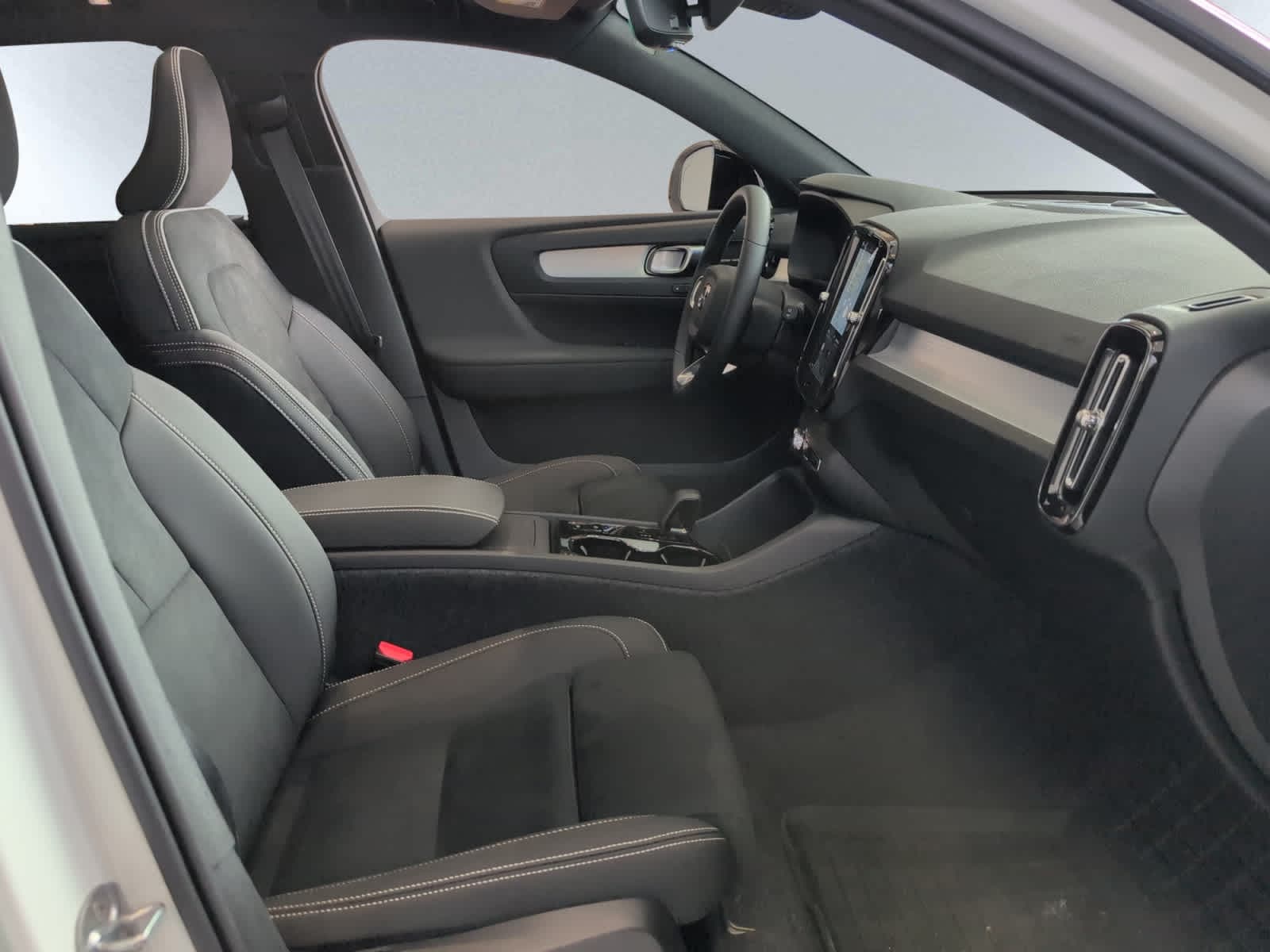new 2026 Volvo XC40 car, priced at $54,960