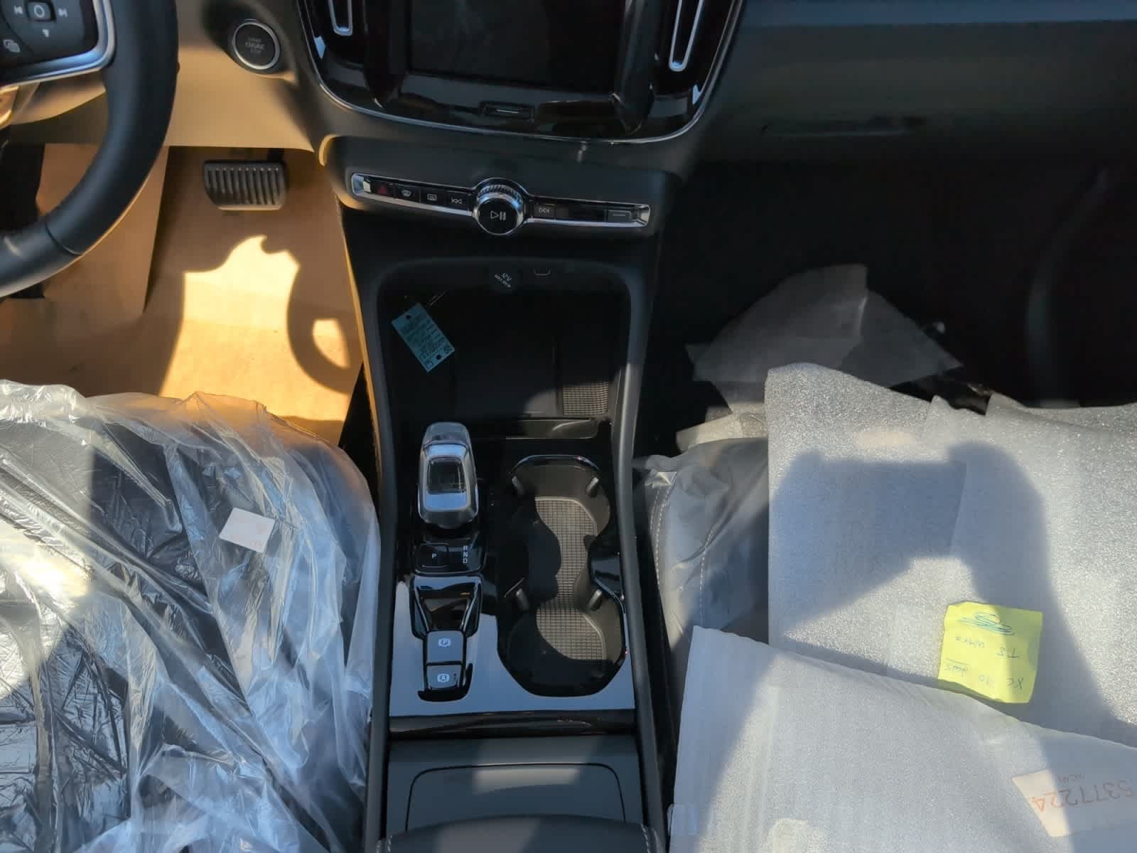new 2026 Volvo XC40 car, priced at $51,175