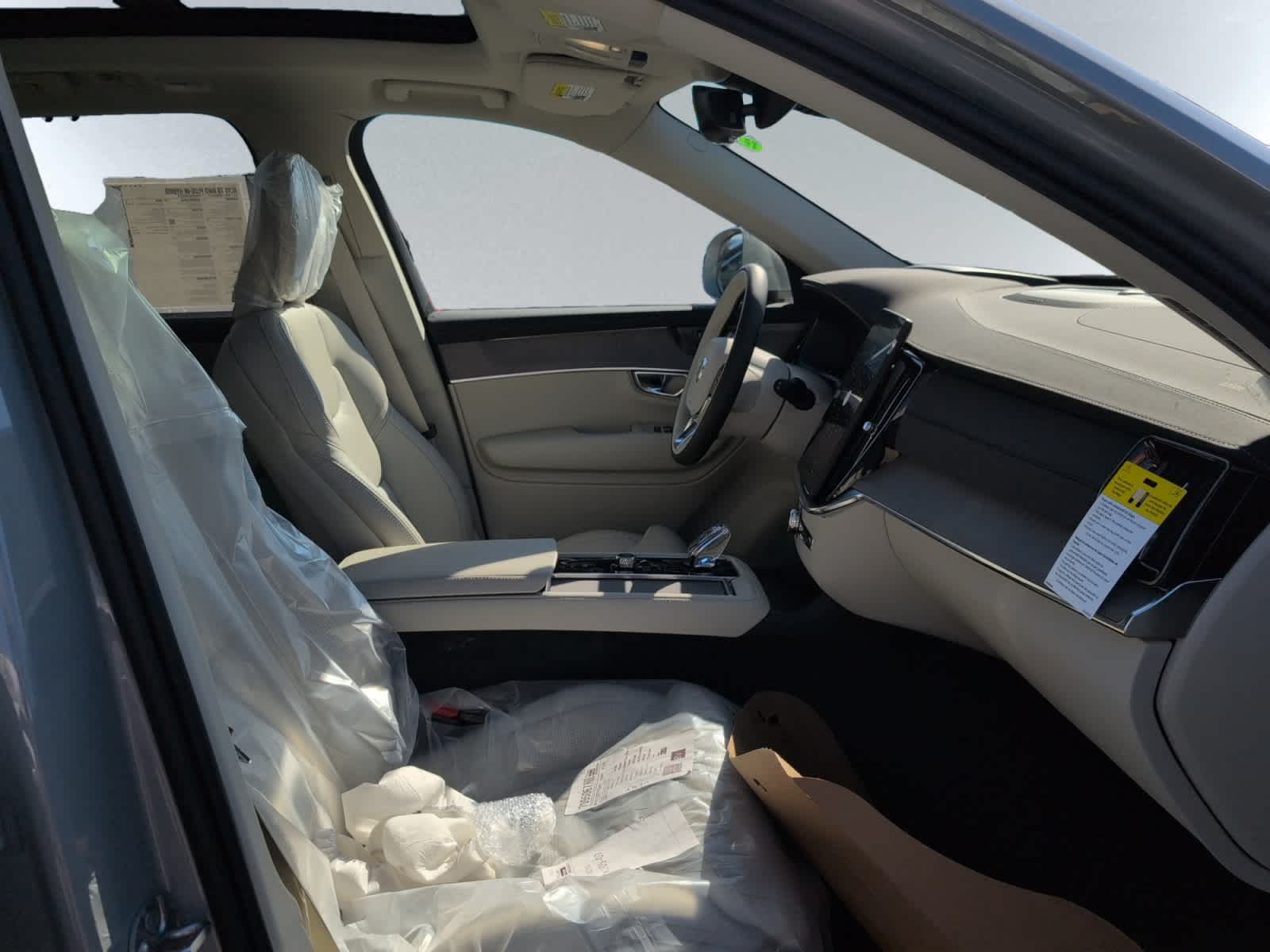 new 2026 Volvo XC90 plug-in hybrid car, priced at $85,745