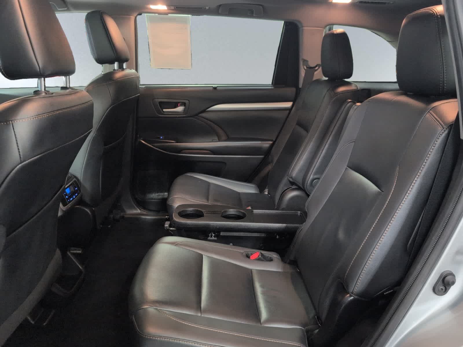 used 2019 Toyota Highlander car, priced at $24,998