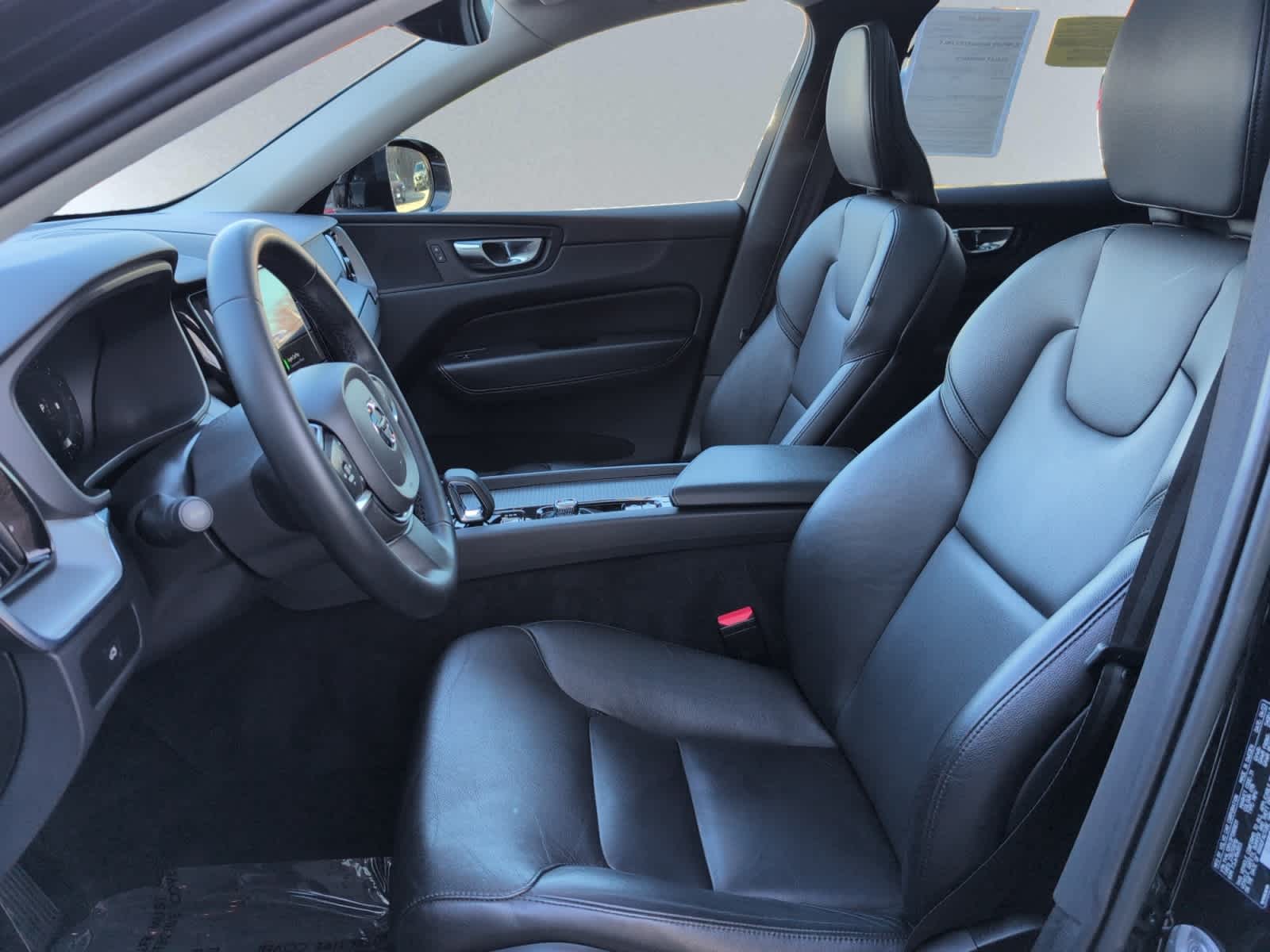 used 2023 Volvo XC60 car, priced at $29,998