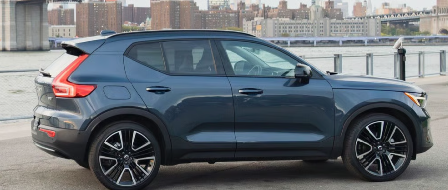 Volvo%20XC40%202026.png