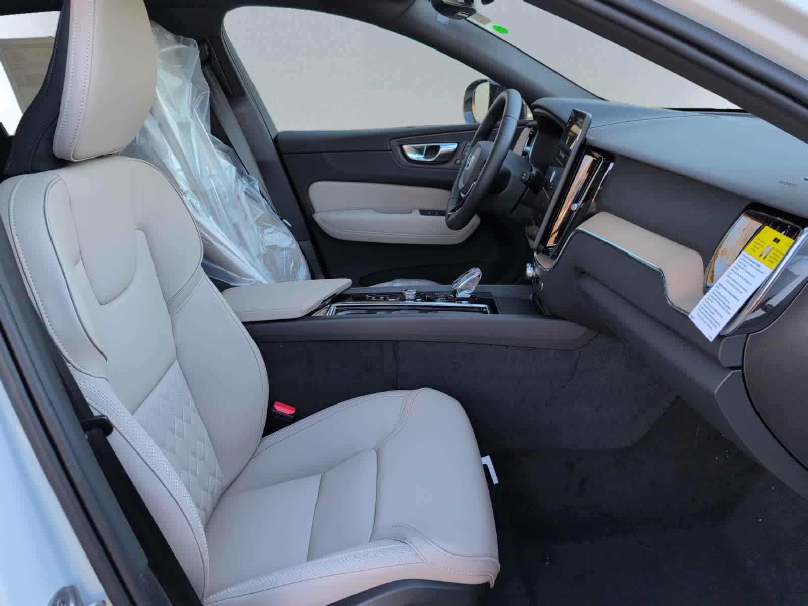 new 2026 Volvo XC60 car, priced at $57,985