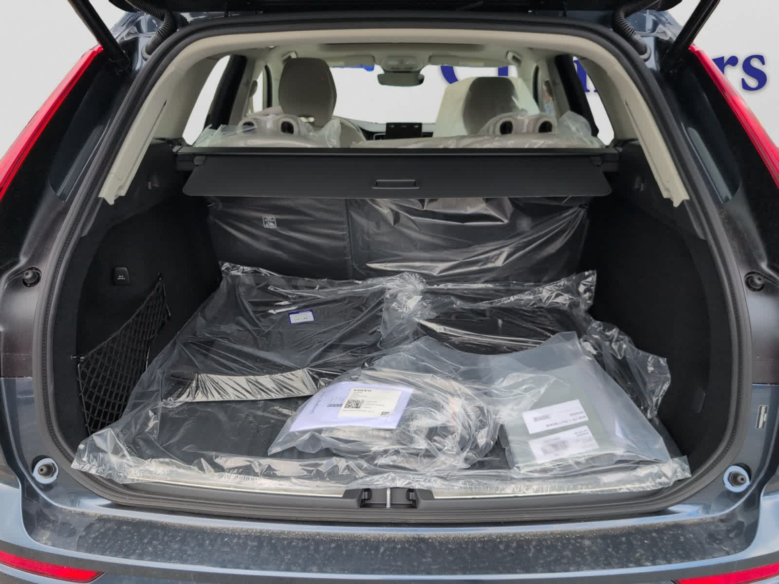 new 2026 Volvo XC60 plug-in hybrid car, priced at $74,370
