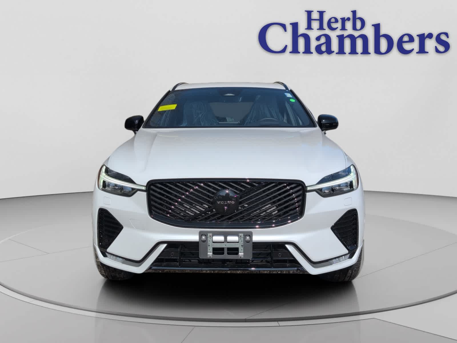 new 2026 Volvo XC60 car, priced at $63,770
