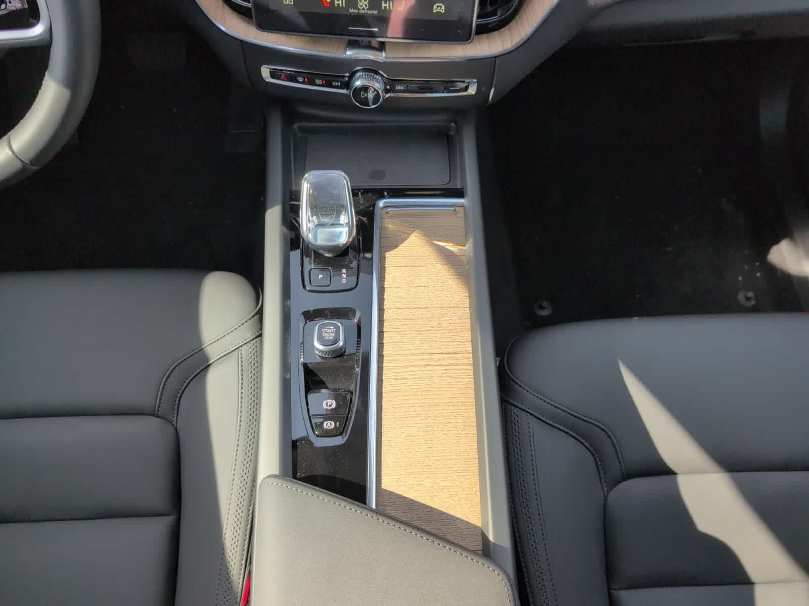 new 2026 Volvo XC60 car, priced at $58,105