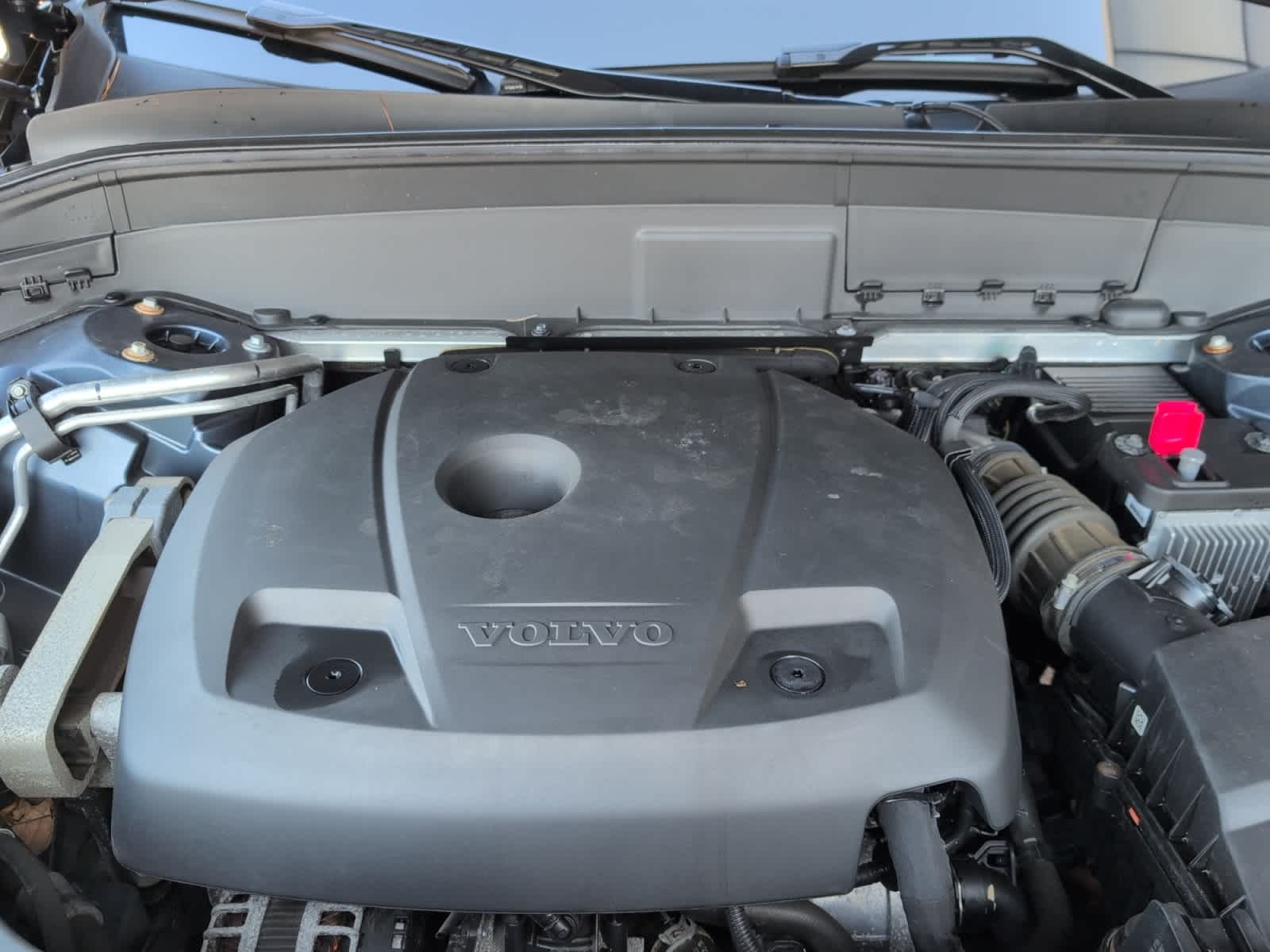 used 2020 Volvo XC90 car, priced at $33,998