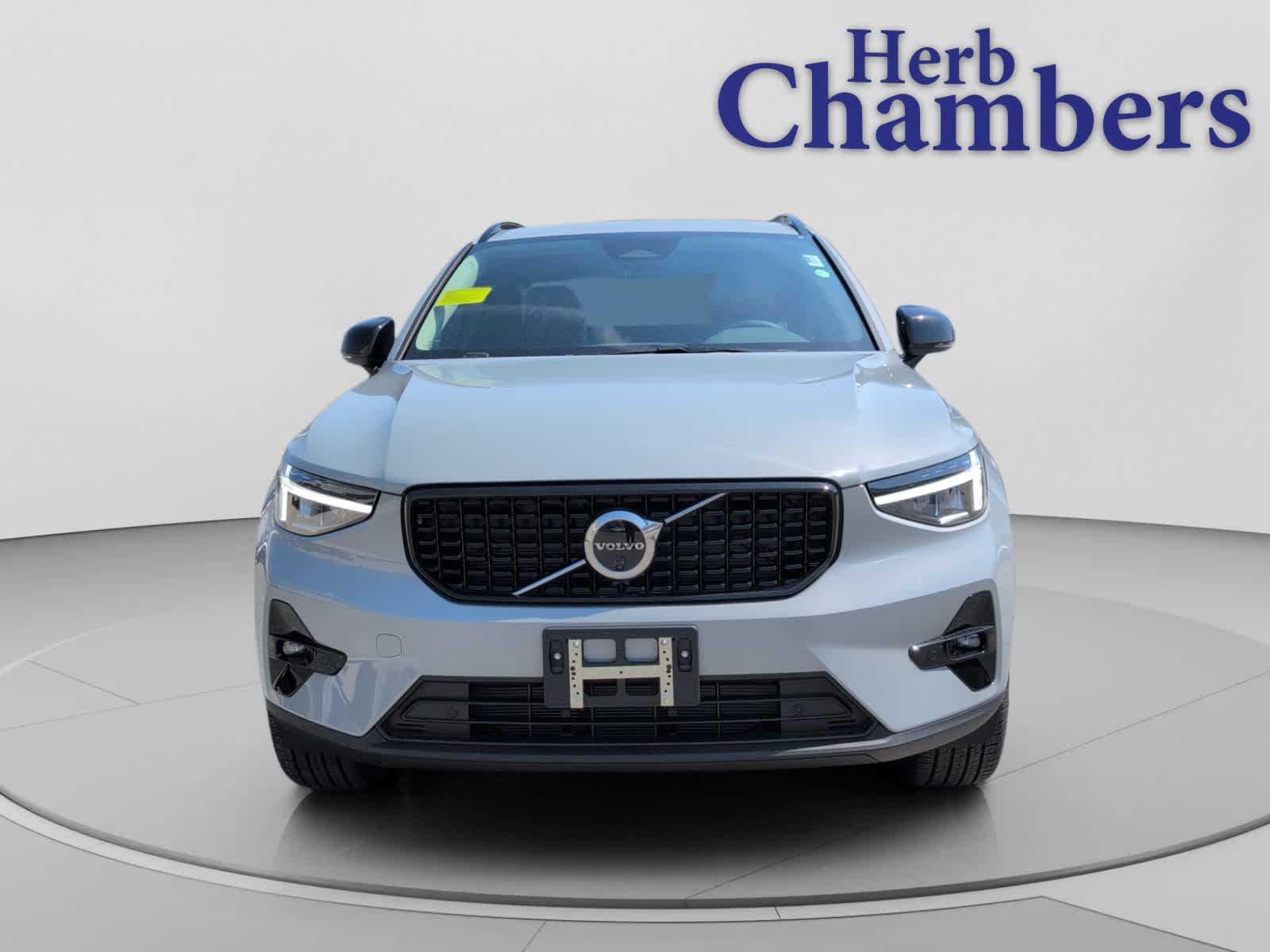 new 2026 Volvo XC40 car, priced at $51,960