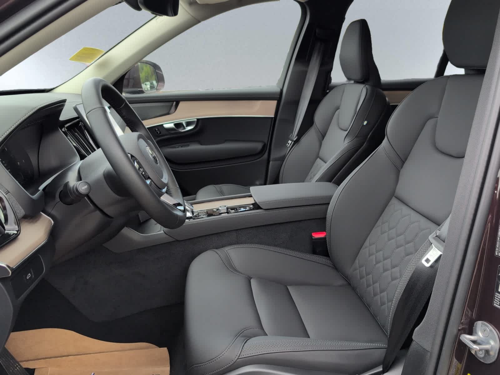 used 2026 Volvo XC90 car, priced at $72,280