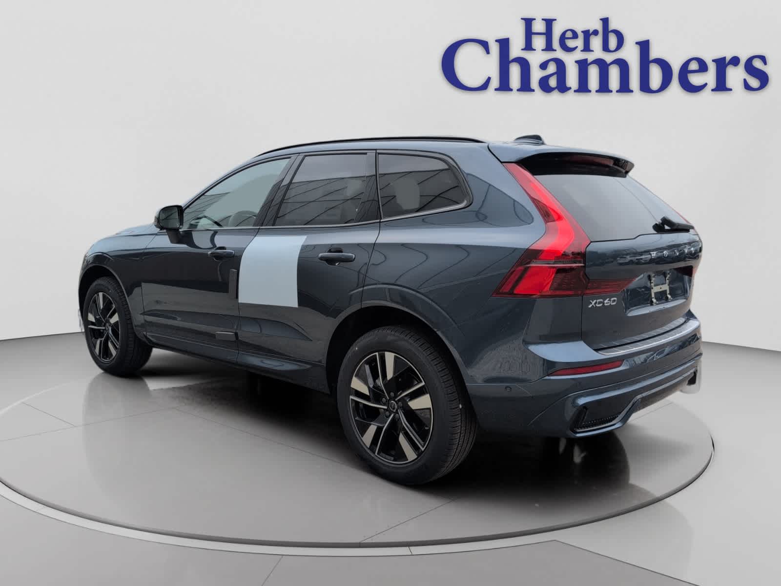 new 2026 Volvo XC60 car, priced at $58,490