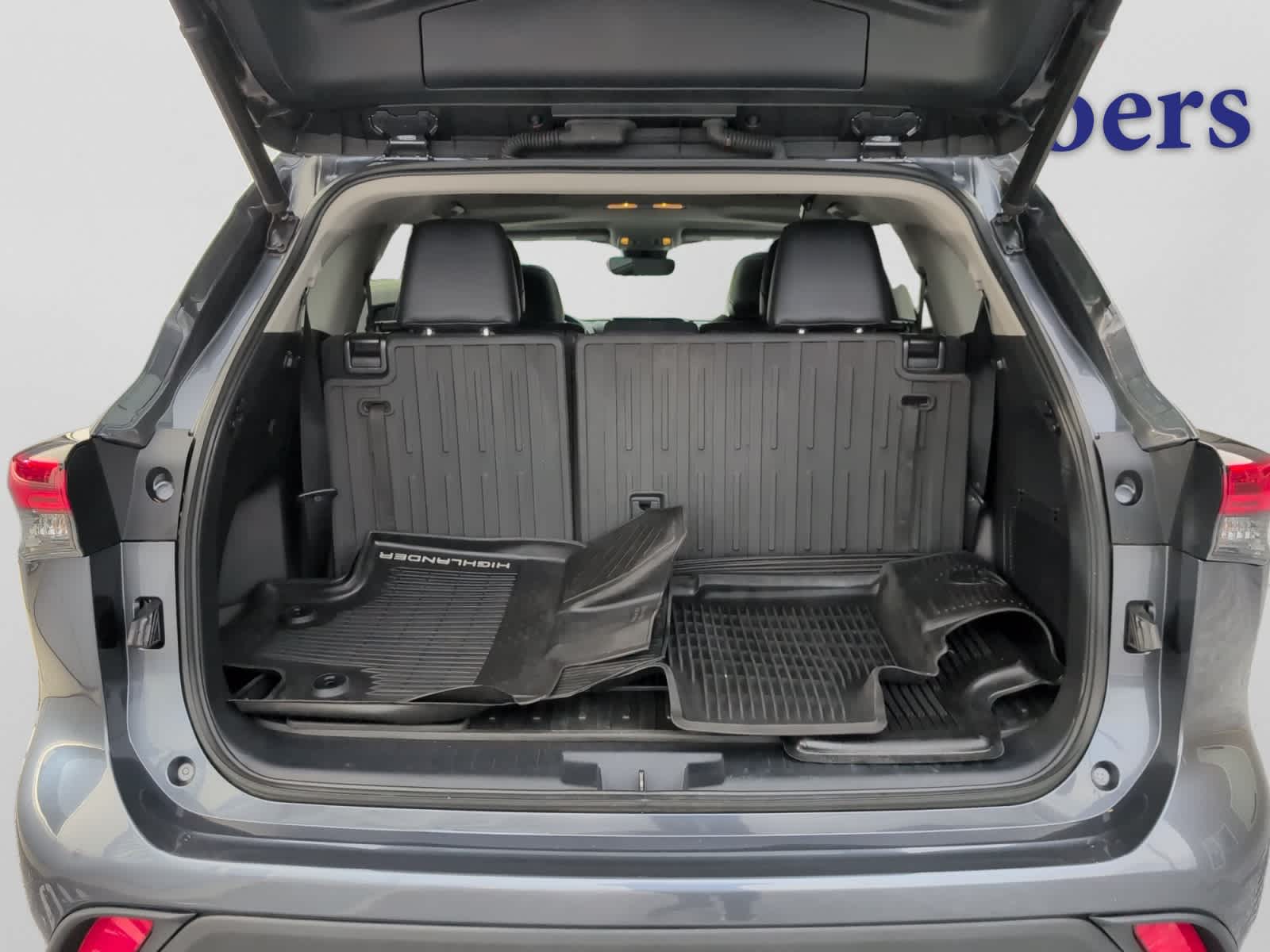 used 2020 Toyota Highlander car, priced at $27,998