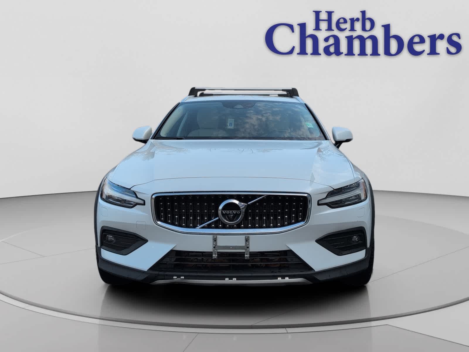 used 2020 Volvo V60 Cross Country car, priced at $24,998