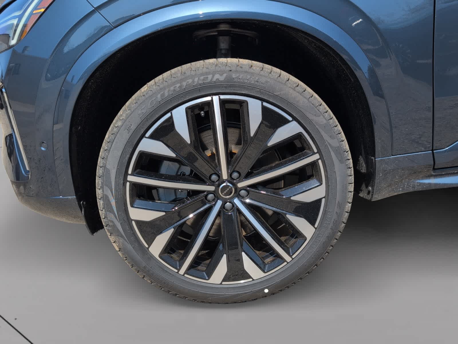 new 2026 Volvo XC90 plug-in hybrid car, priced at $86,130