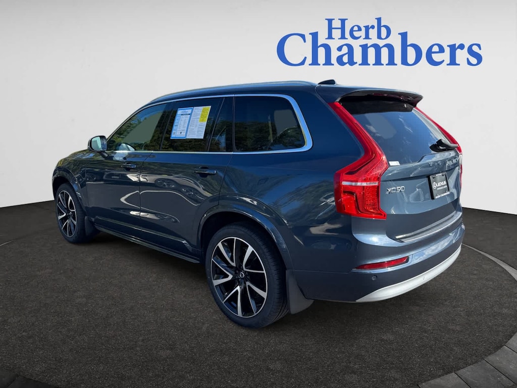 Used 2022 Volvo XC90 T6 AWD Momentum 7 Seater SUV