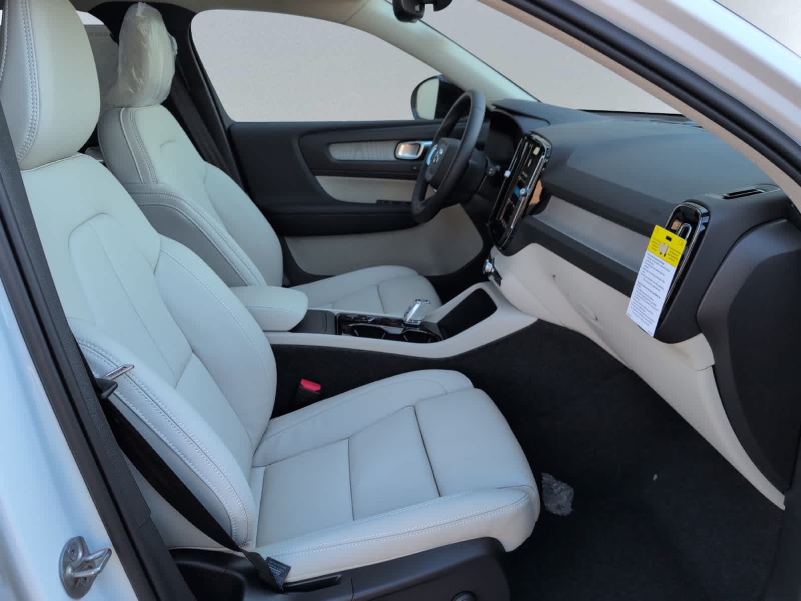 new 2026 Volvo XC40 car, priced at $50,150