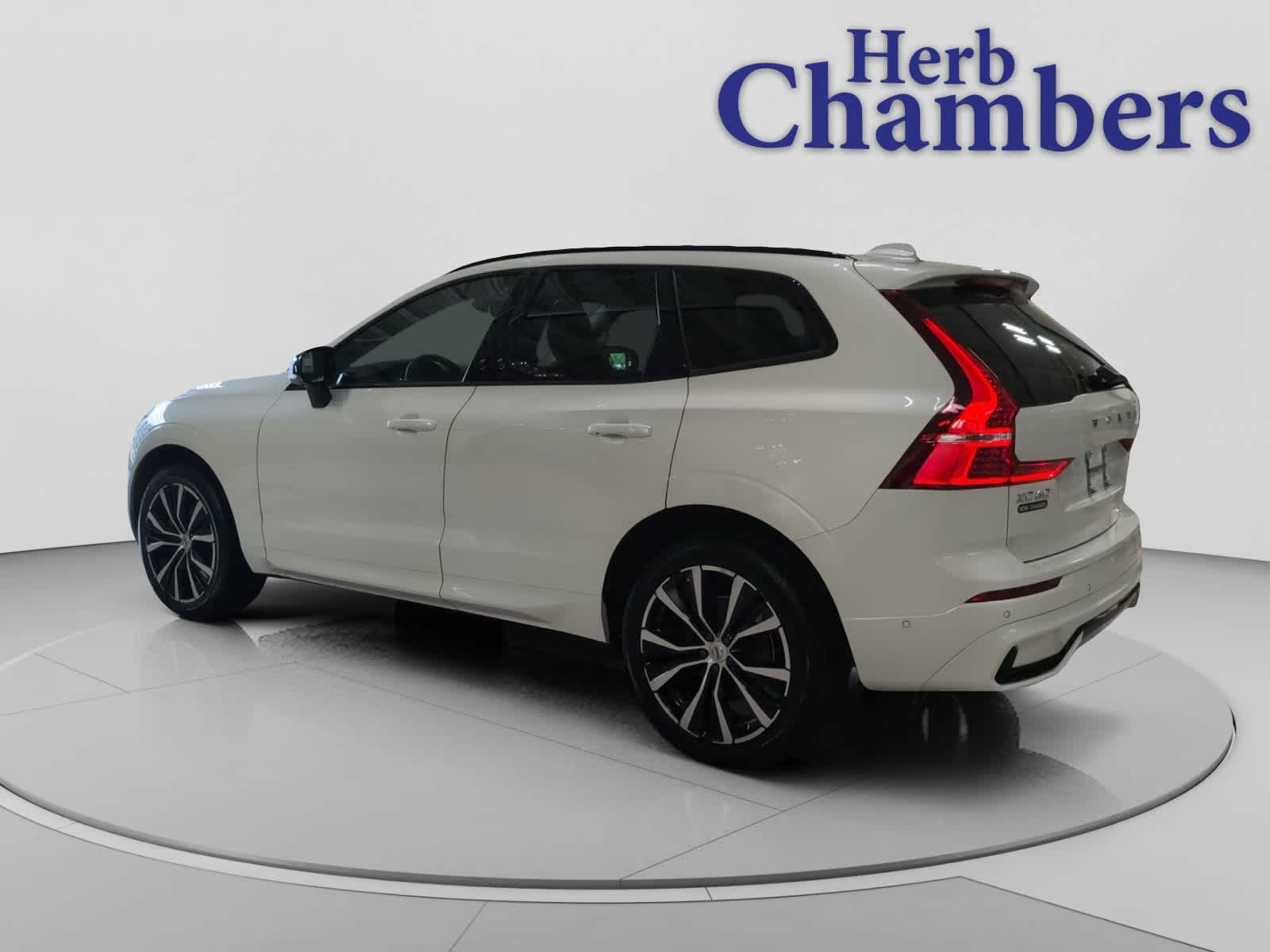 used 2023 Volvo XC60 car, priced at $35,498