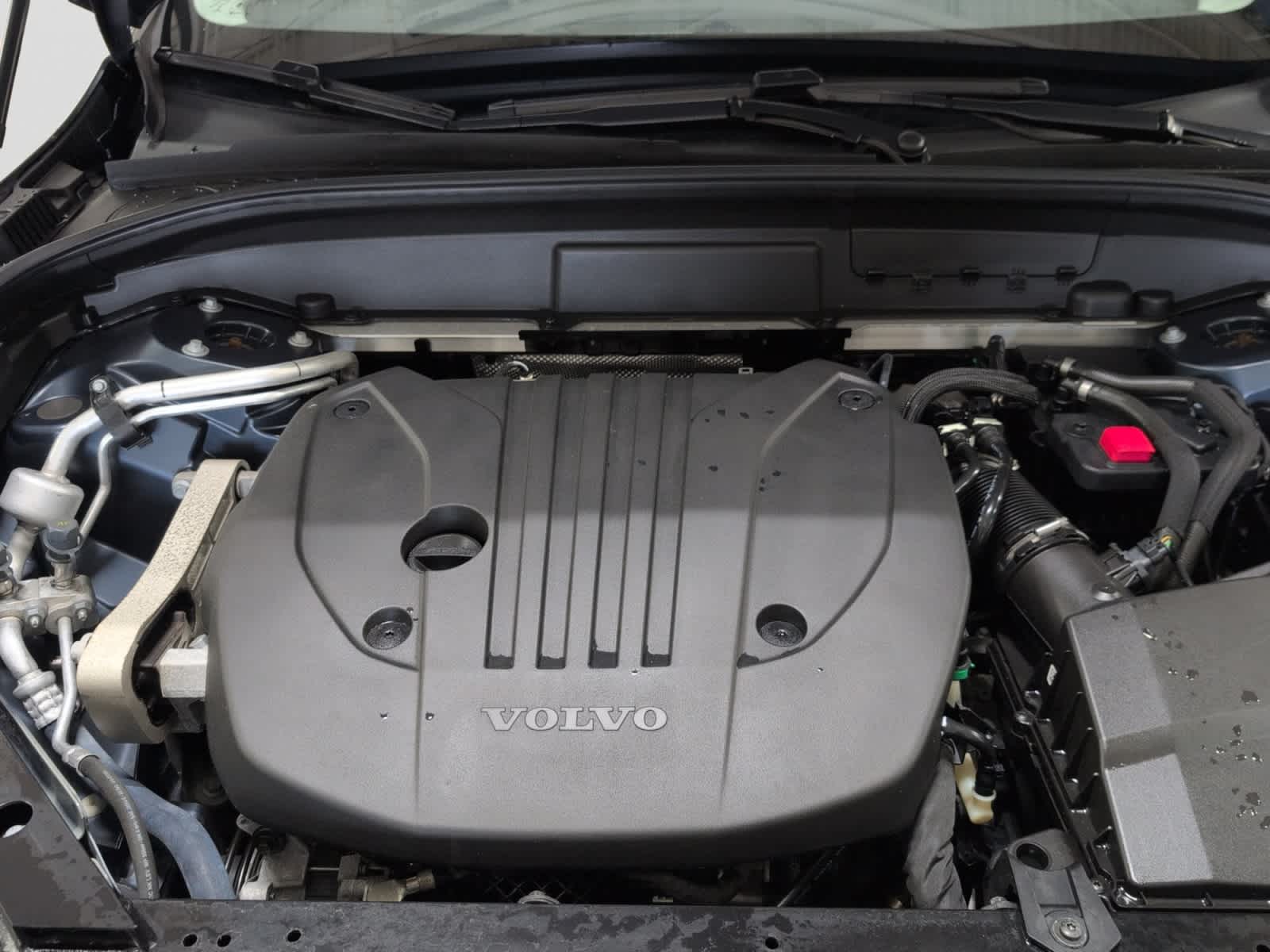 used 2022 Volvo XC60 car, priced at $31,998