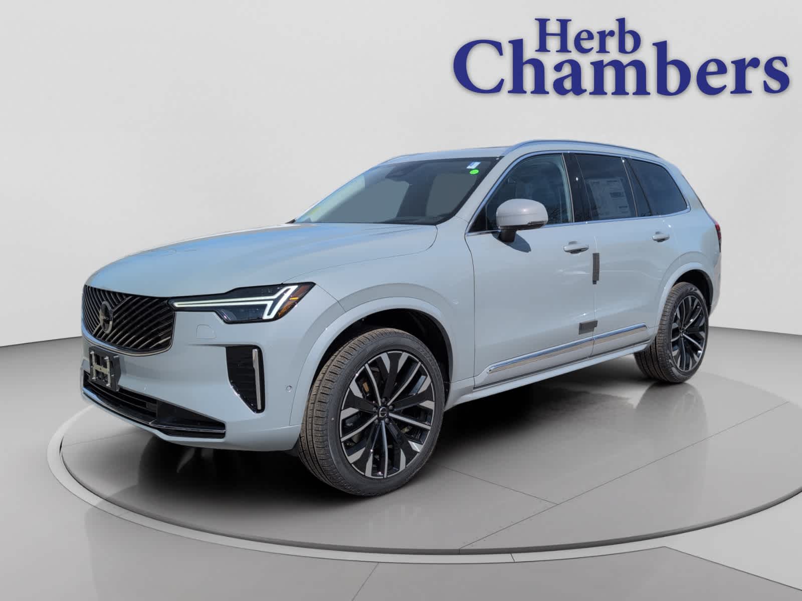 new 2026 Volvo XC90 car, priced at $75,270