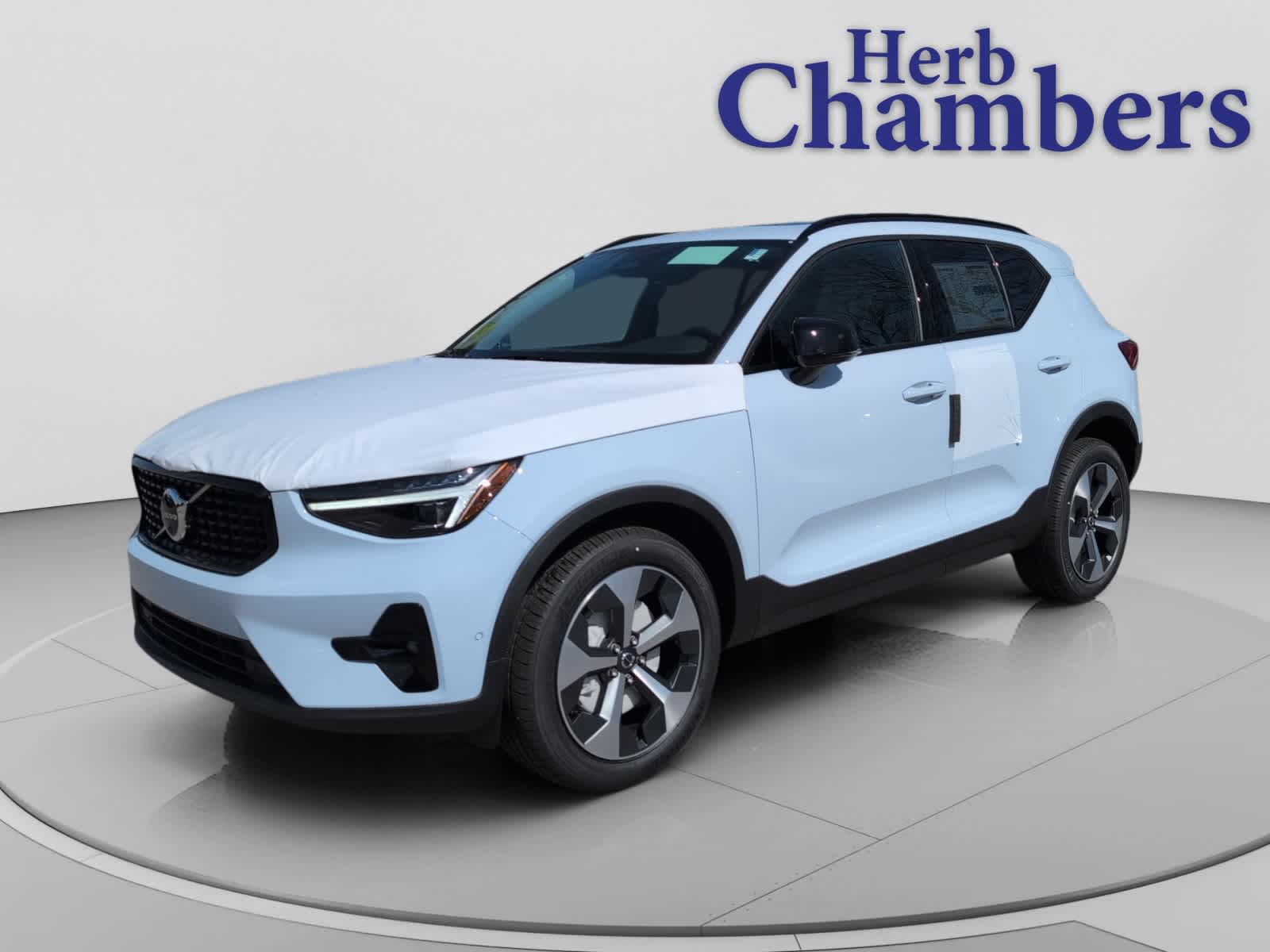 new 2026 Volvo XC40 car, priced at $50,035